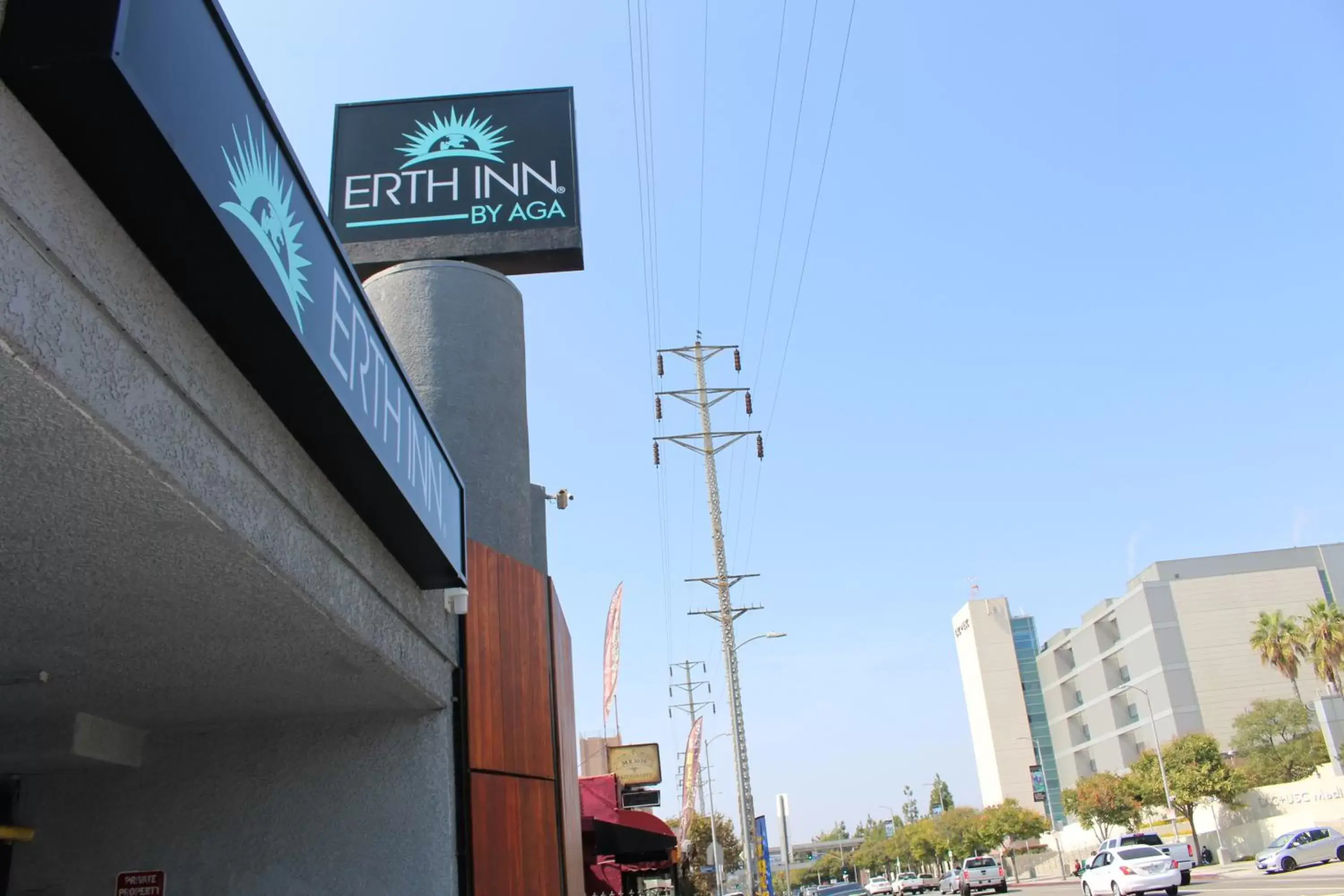 Property building, Facade/Entrance in ERTH INN by AGA Los Angeles