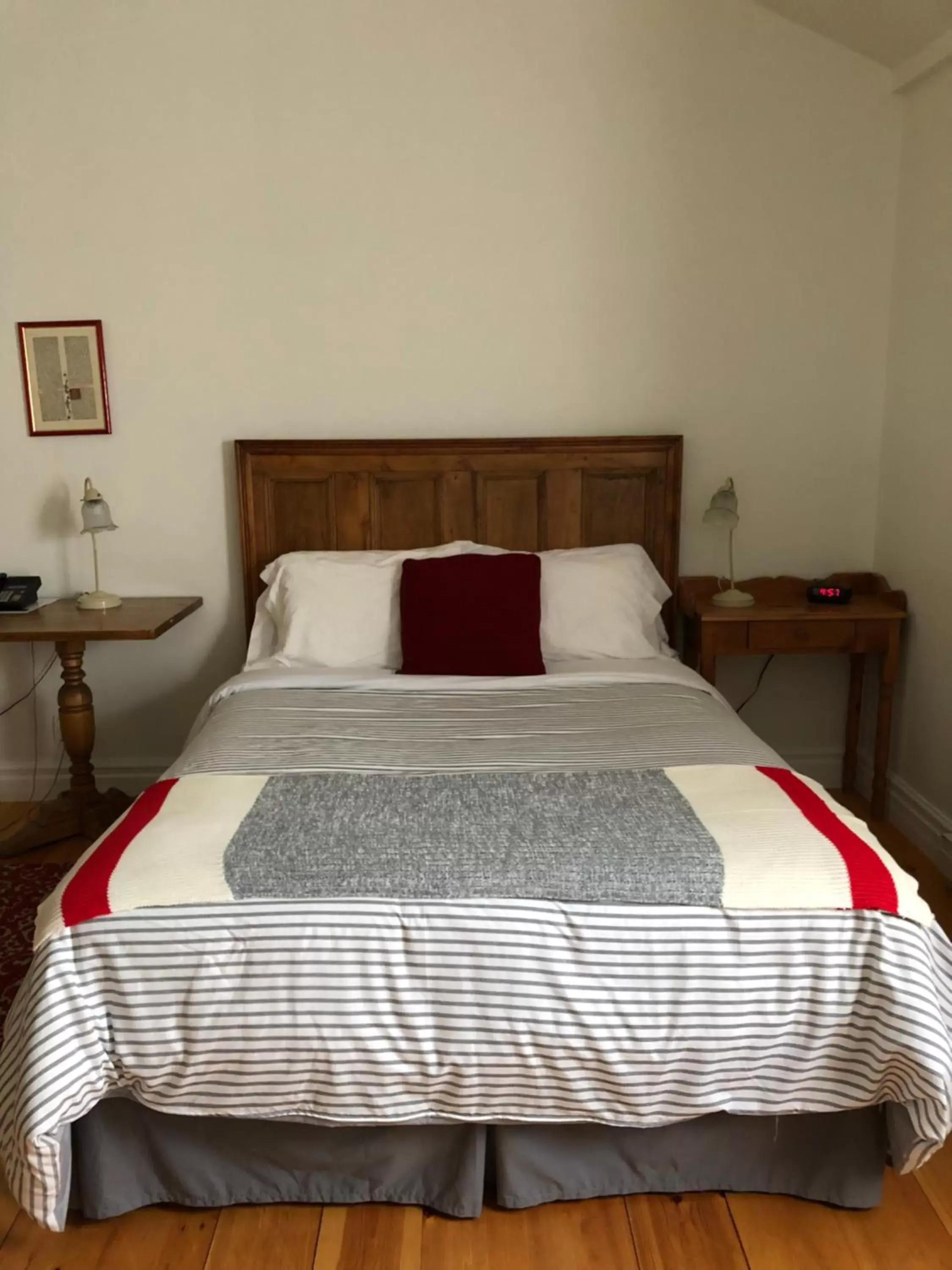 Bed in AUBERGE Knowlton