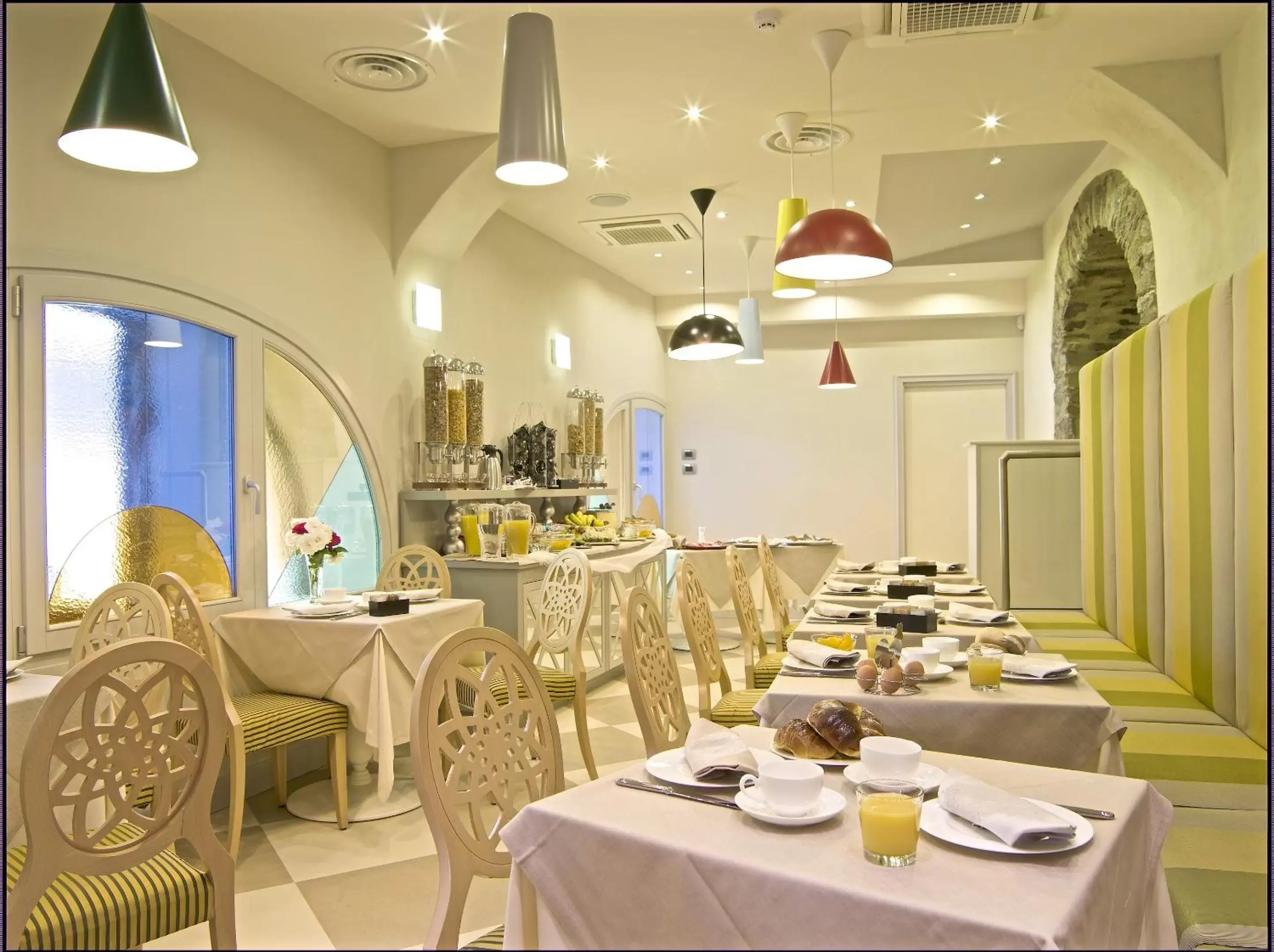 Breakfast, Restaurant/Places to Eat in Hotel Centrale Best Western Signature Collection