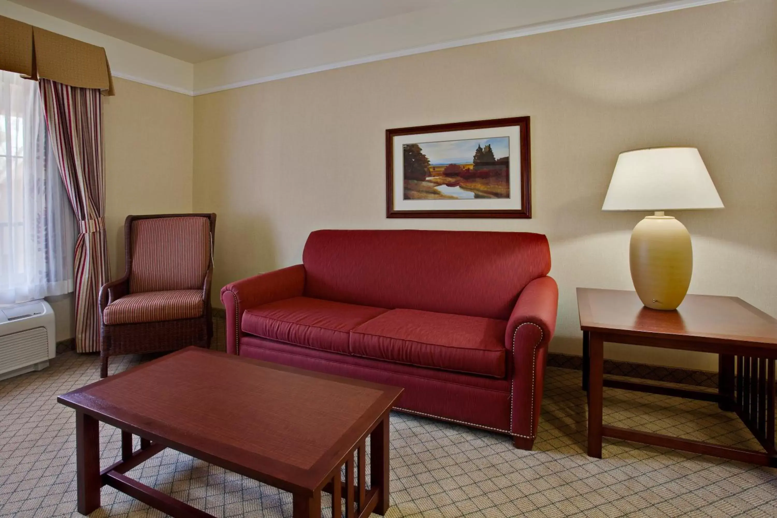 Photo of the whole room, Seating Area in Holiday Inn Express Hotel & Suites San Dimas, an IHG Hotel