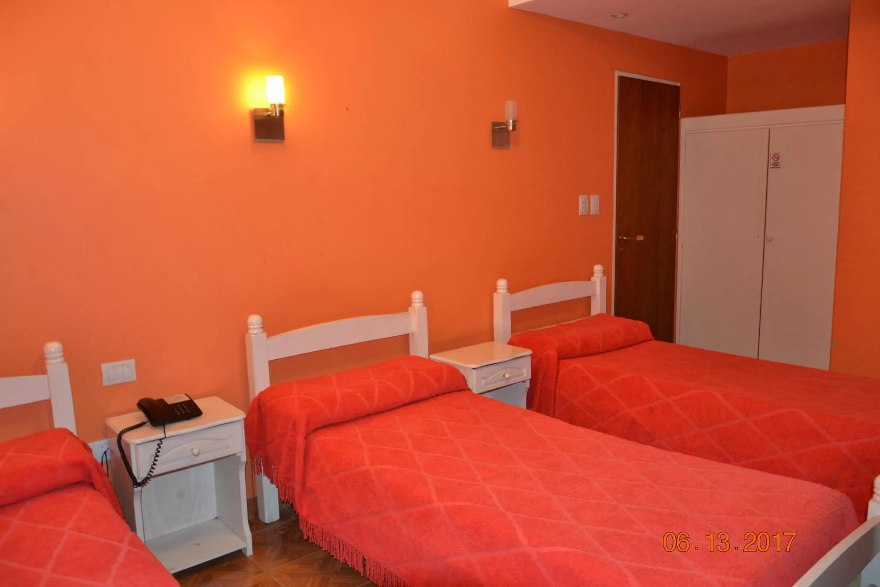 Bed in Hotel Victoria