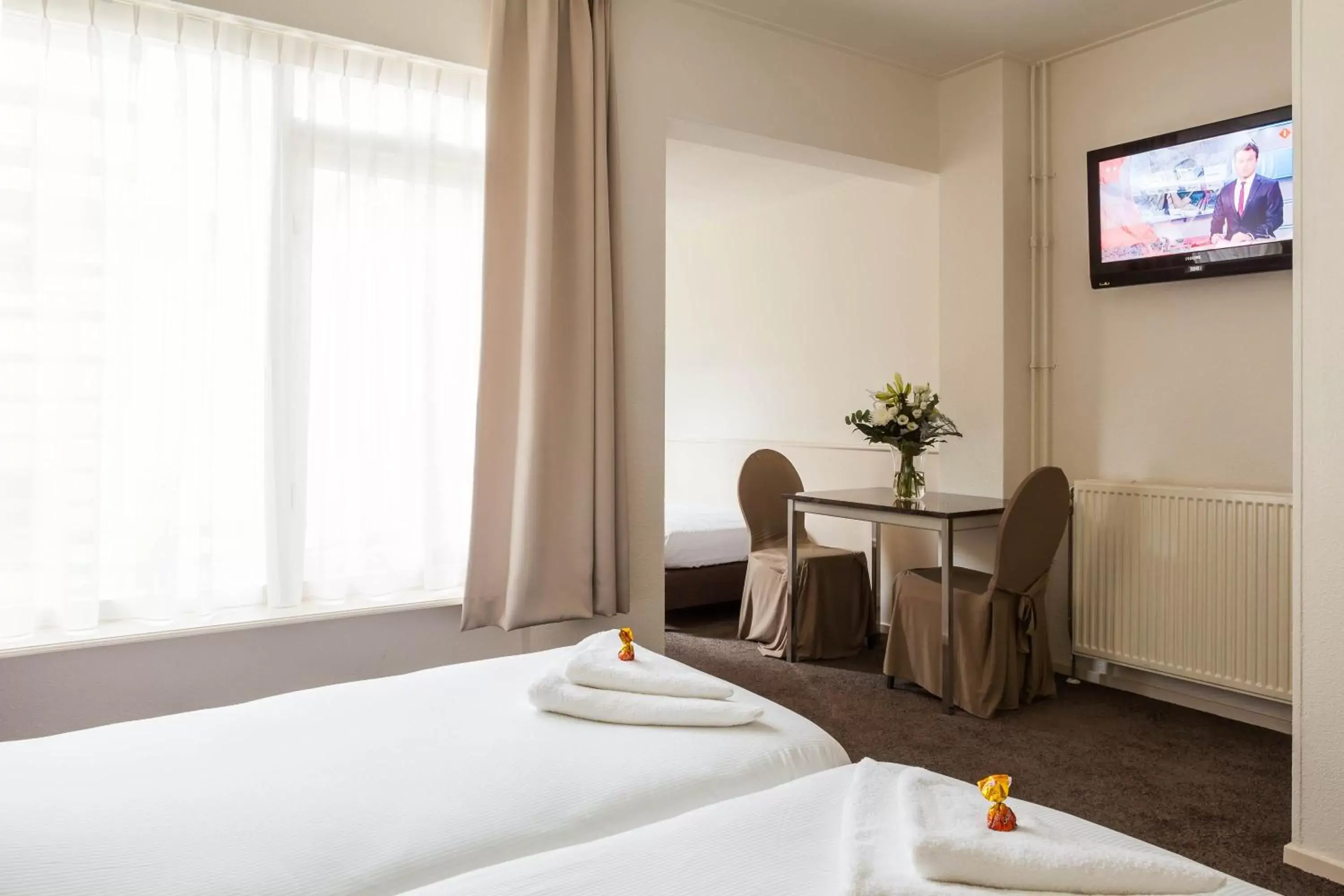 TV and multimedia, Bed in Hotel Stad en Land