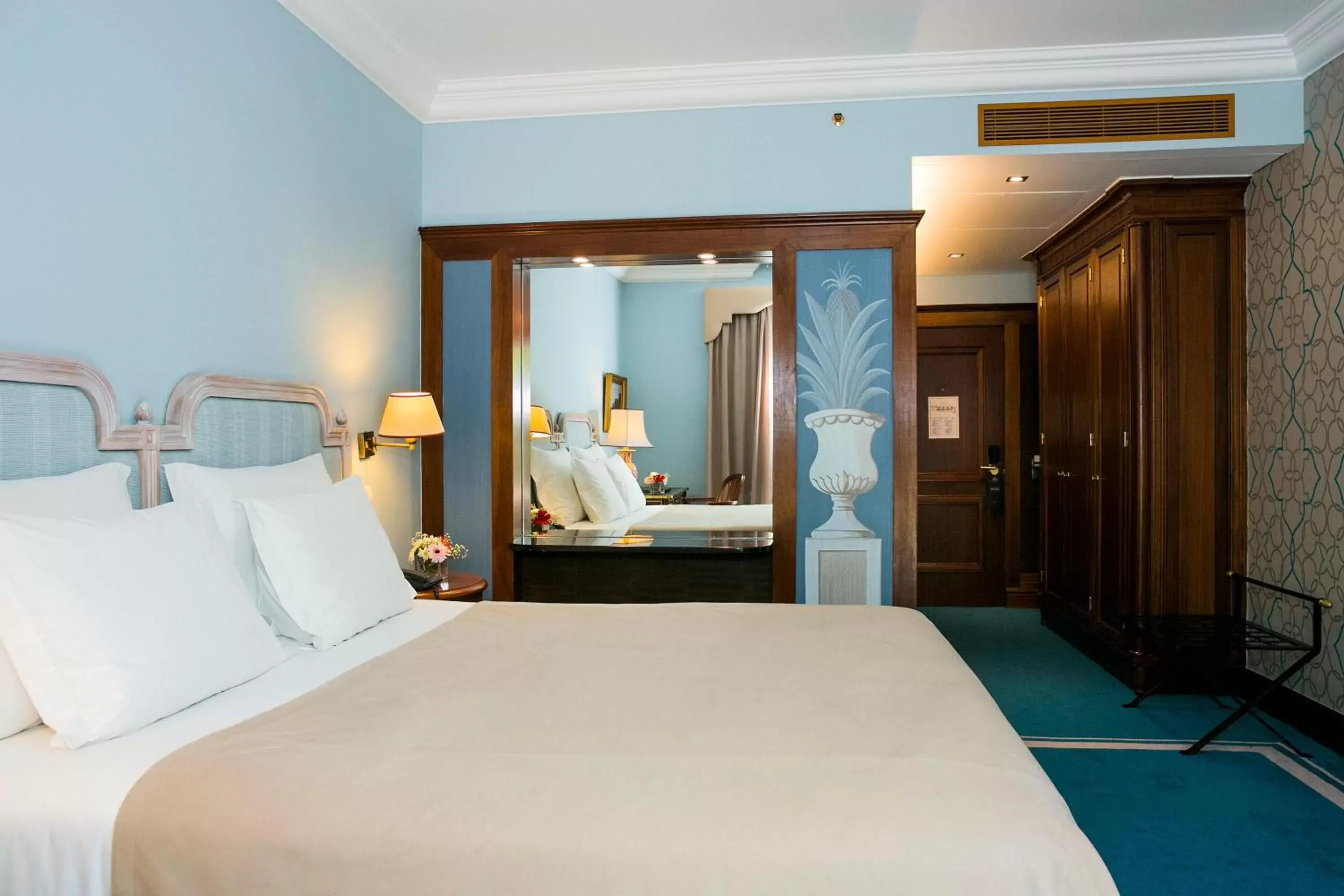 Bedroom, Bed in Pestana Palace Lisboa Hotel & National Monument - The Leading Hotels of the World