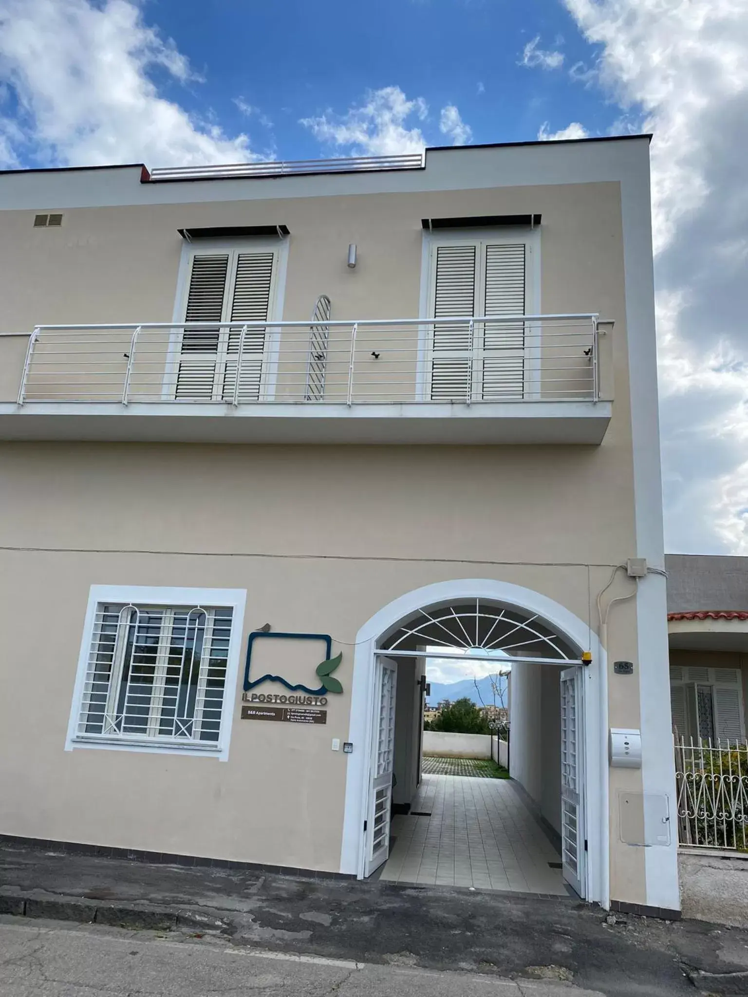 Facade/entrance, Property Building in ILPOSTOGIUSTO