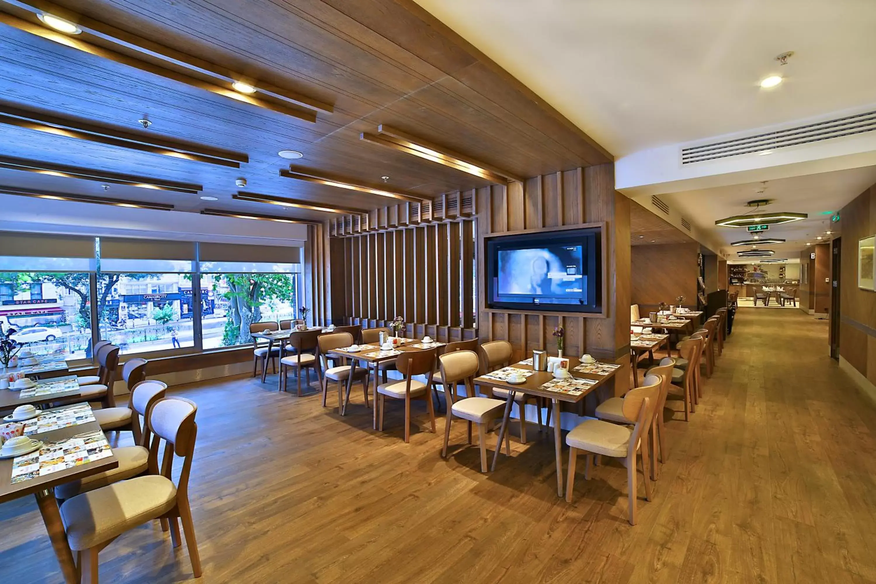 Restaurant/Places to Eat in Ramada by Wyndham Istanbul Old City