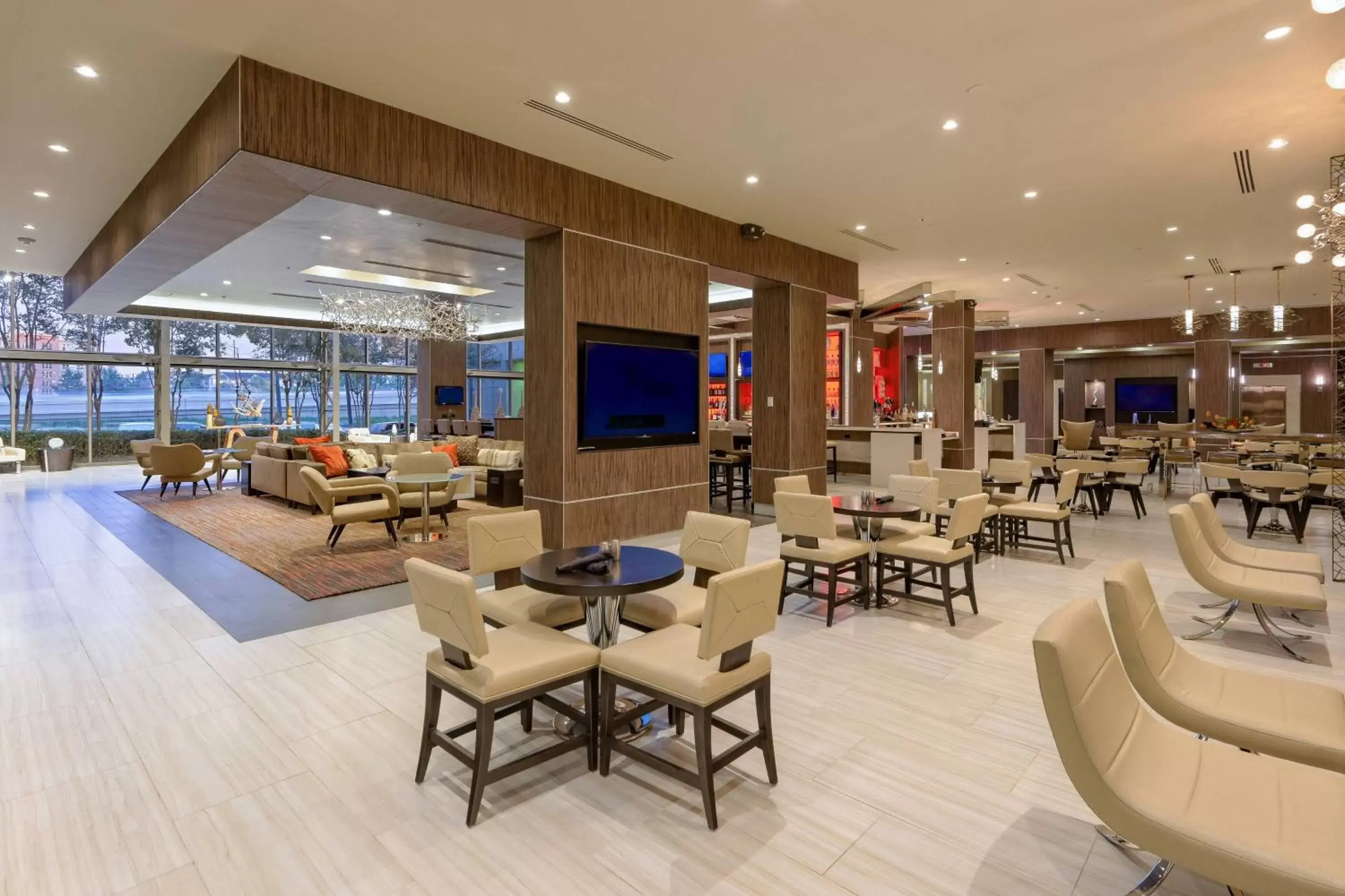 Property building, Lounge/Bar in Houston Marriott West Loop by The Galleria