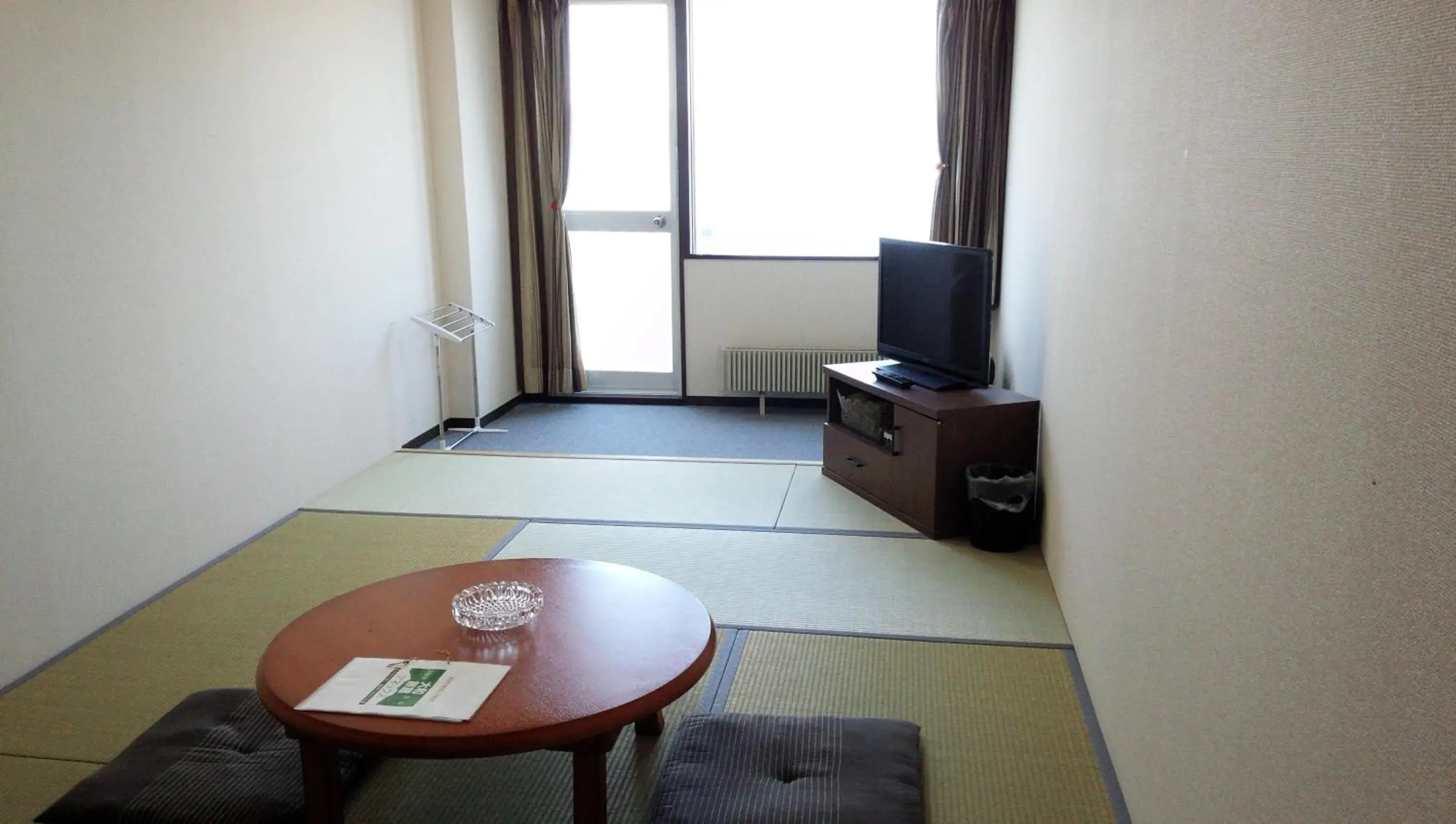 Photo of the whole room, TV/Entertainment Center in Granvillage Toya Daiwa Ryokan Annex