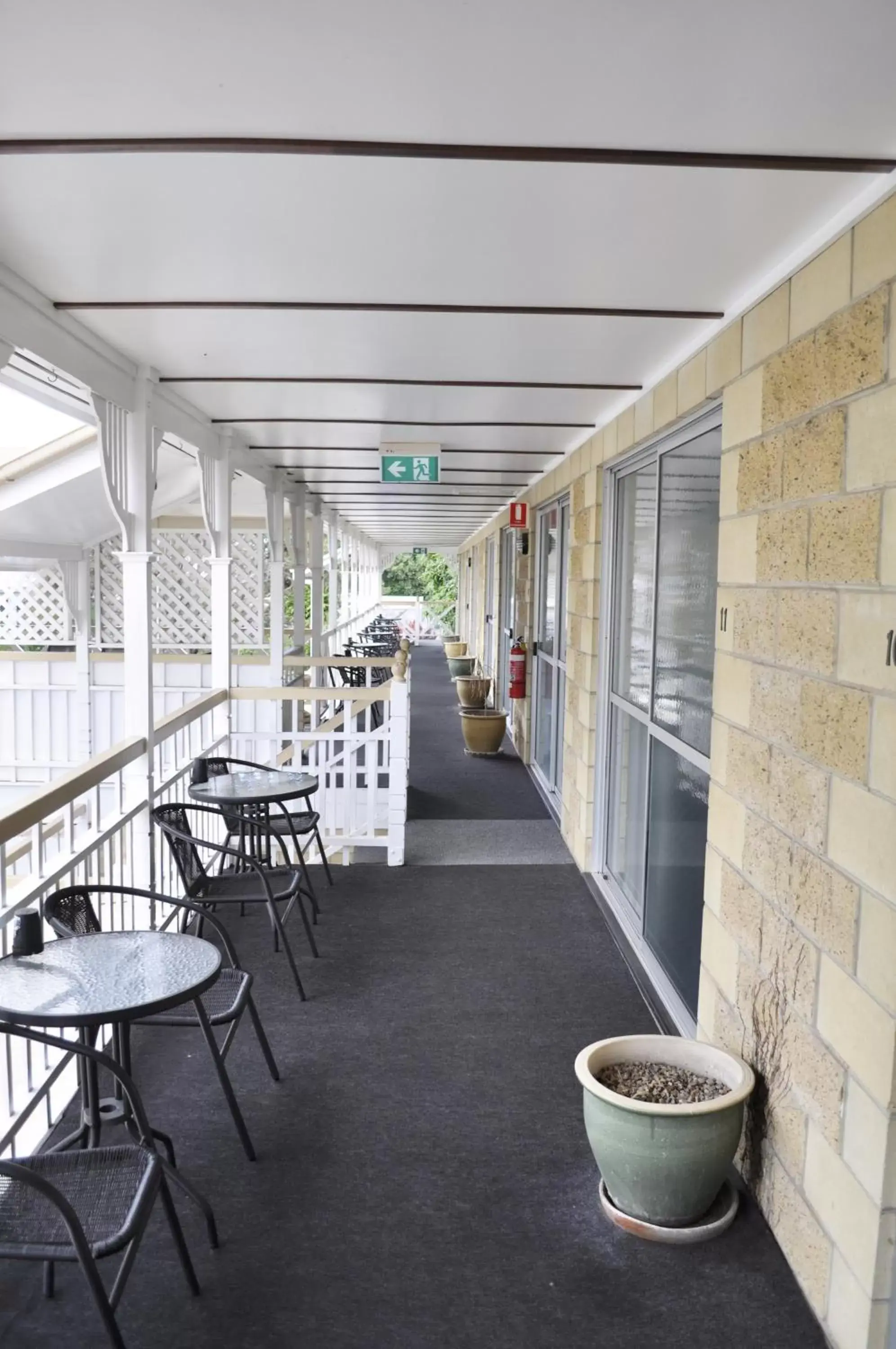 Balcony/Terrace, Restaurant/Places to Eat in Alexandra Park Motor Inn