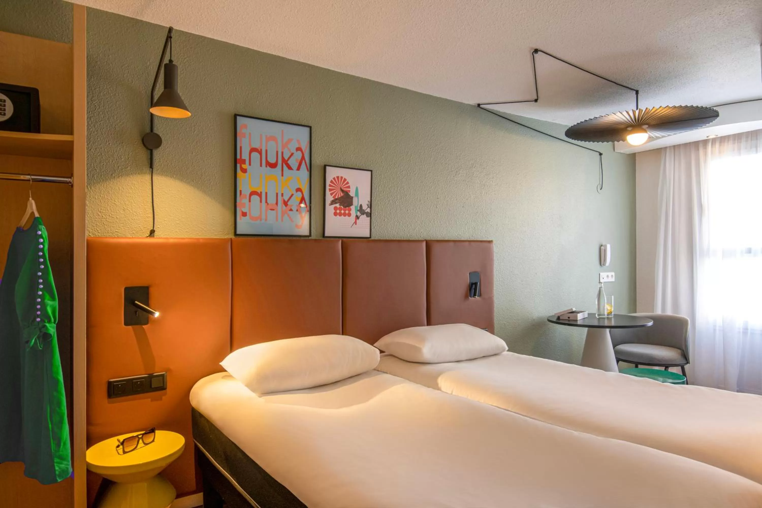 Bed in ibis Cannes Centre