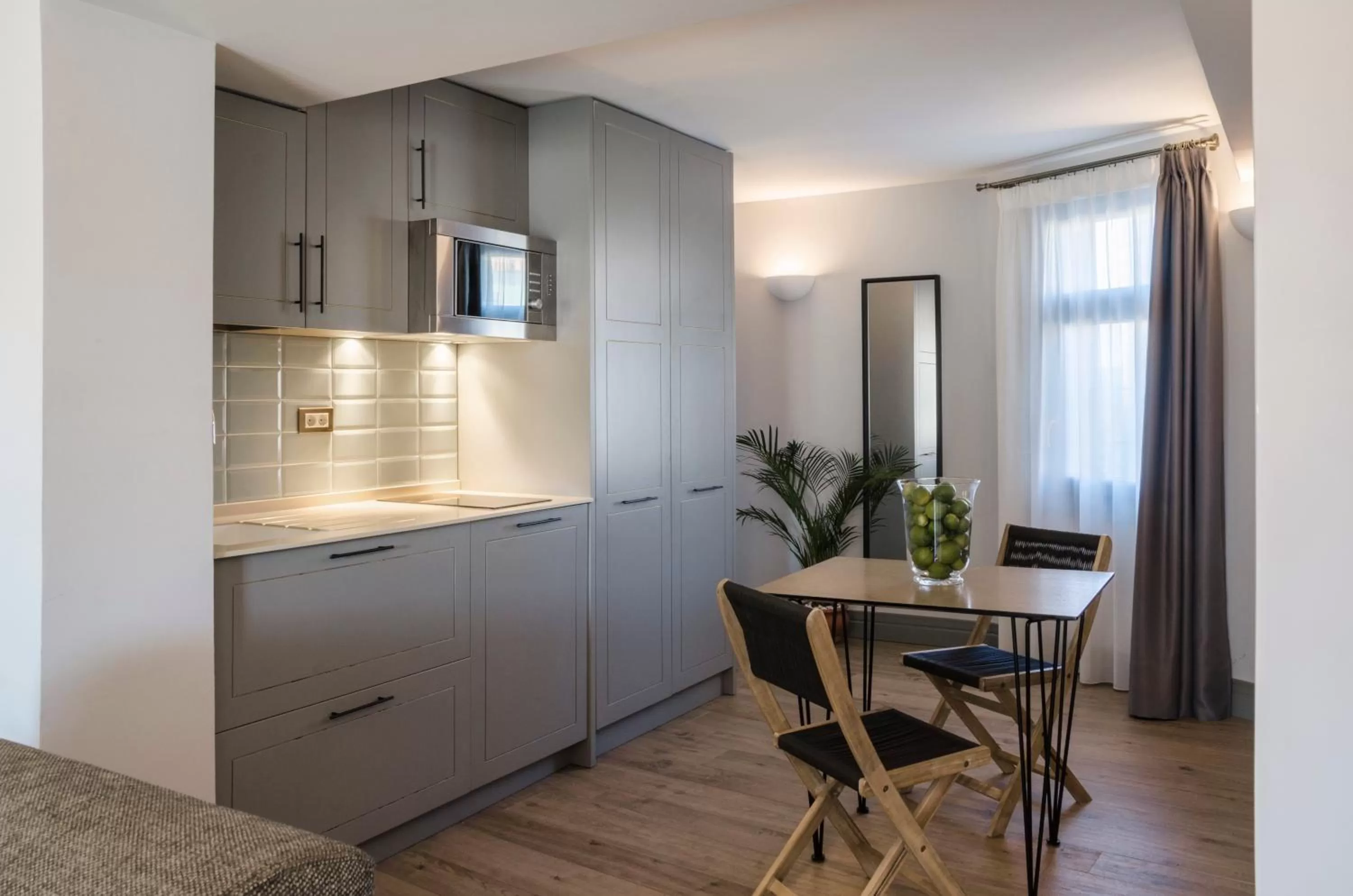 Kitchen or kitchenette in Blue Windows House Apartamentos & Suites