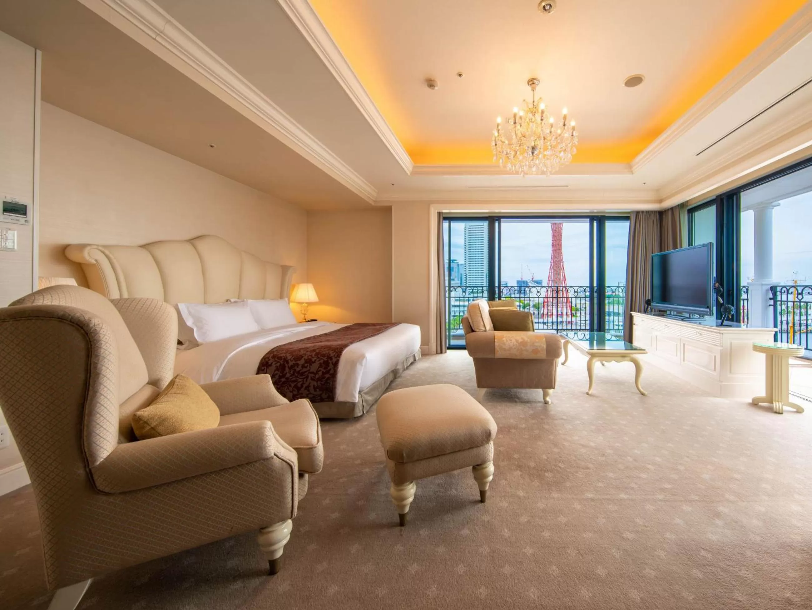 Bed in Hotel La Suite Kobe Harborland