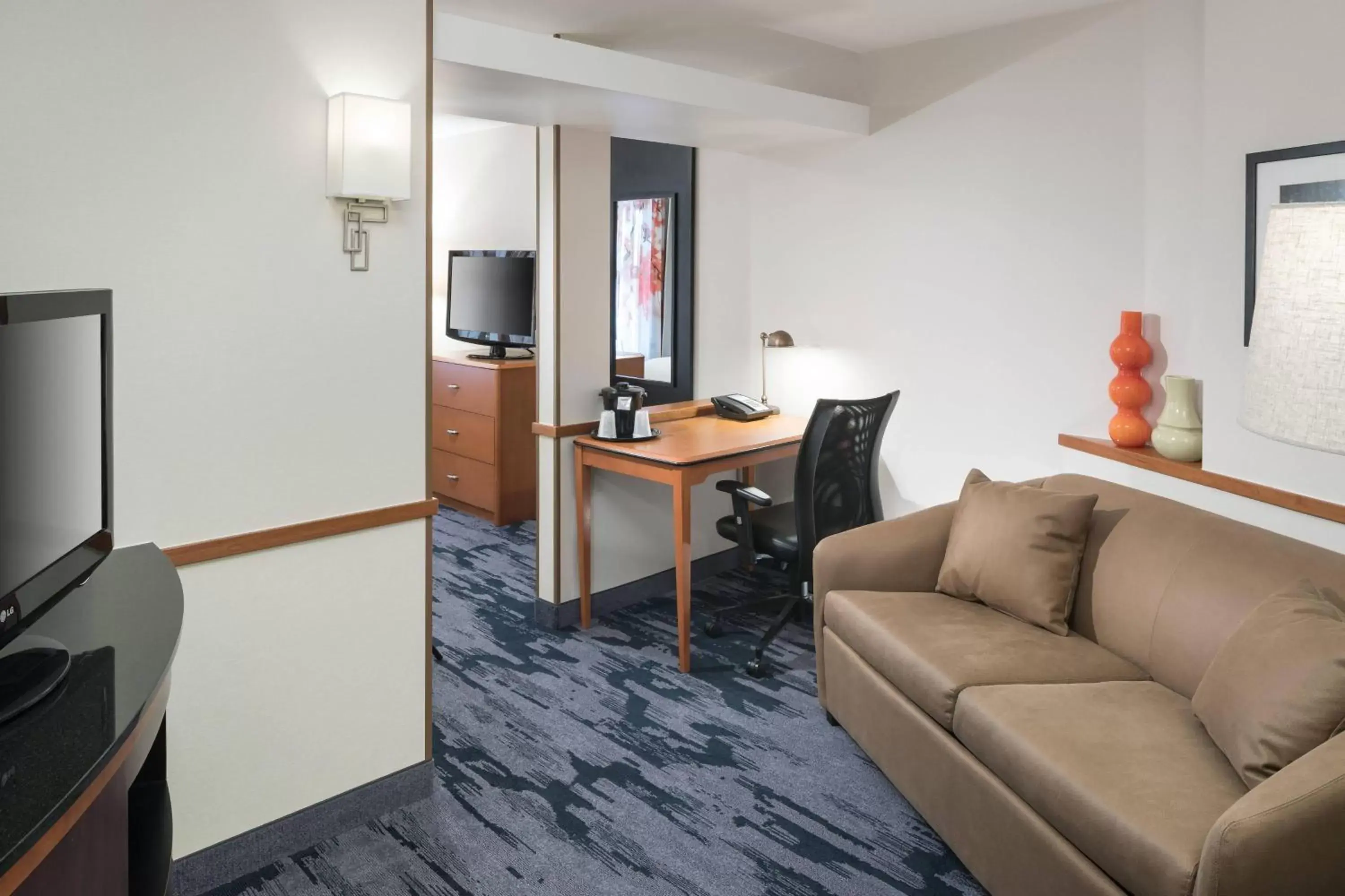 Living room, Seating Area in Fairfield Inn & Suites South Bend at Notre Dame