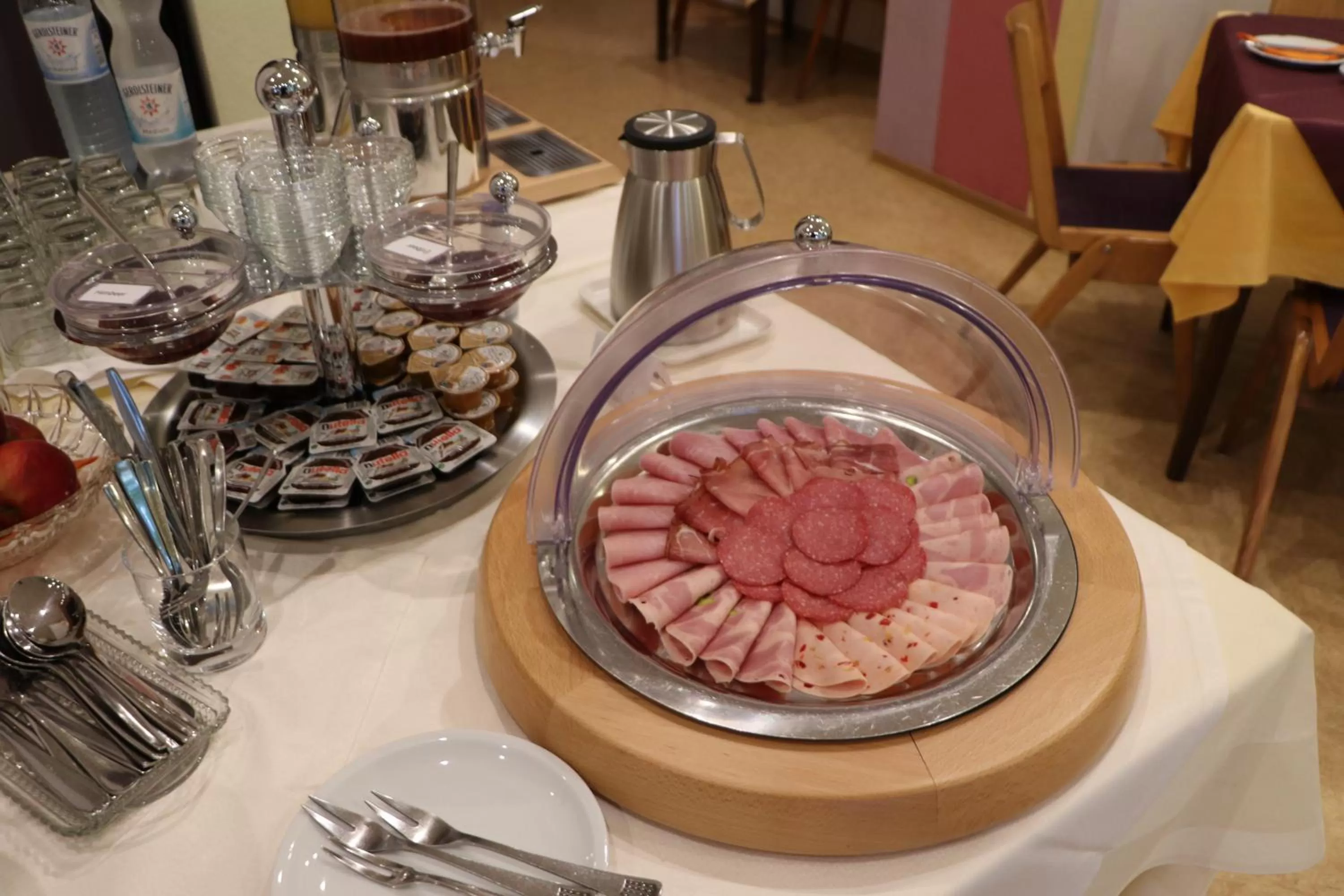 Food and drinks in Hotel Regina