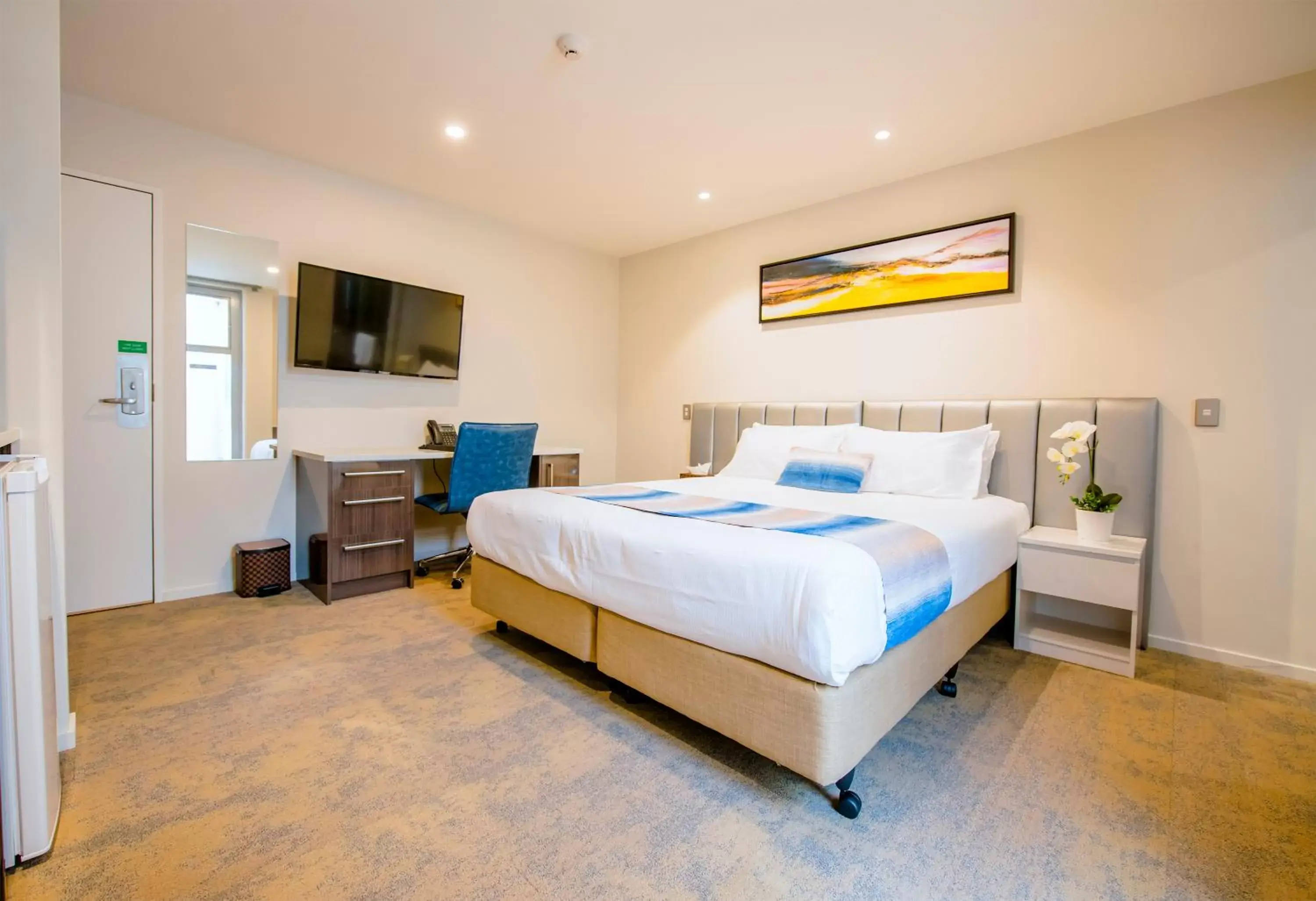 Bedroom, Bed in Best Western Alpine Hotel