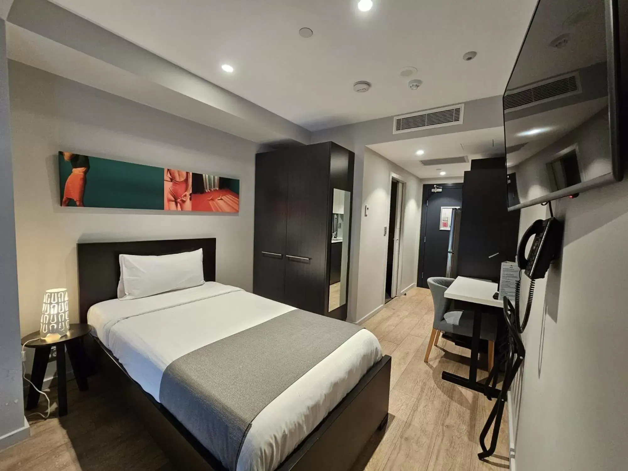 Bed in Studio 8 Residences - Adults Only