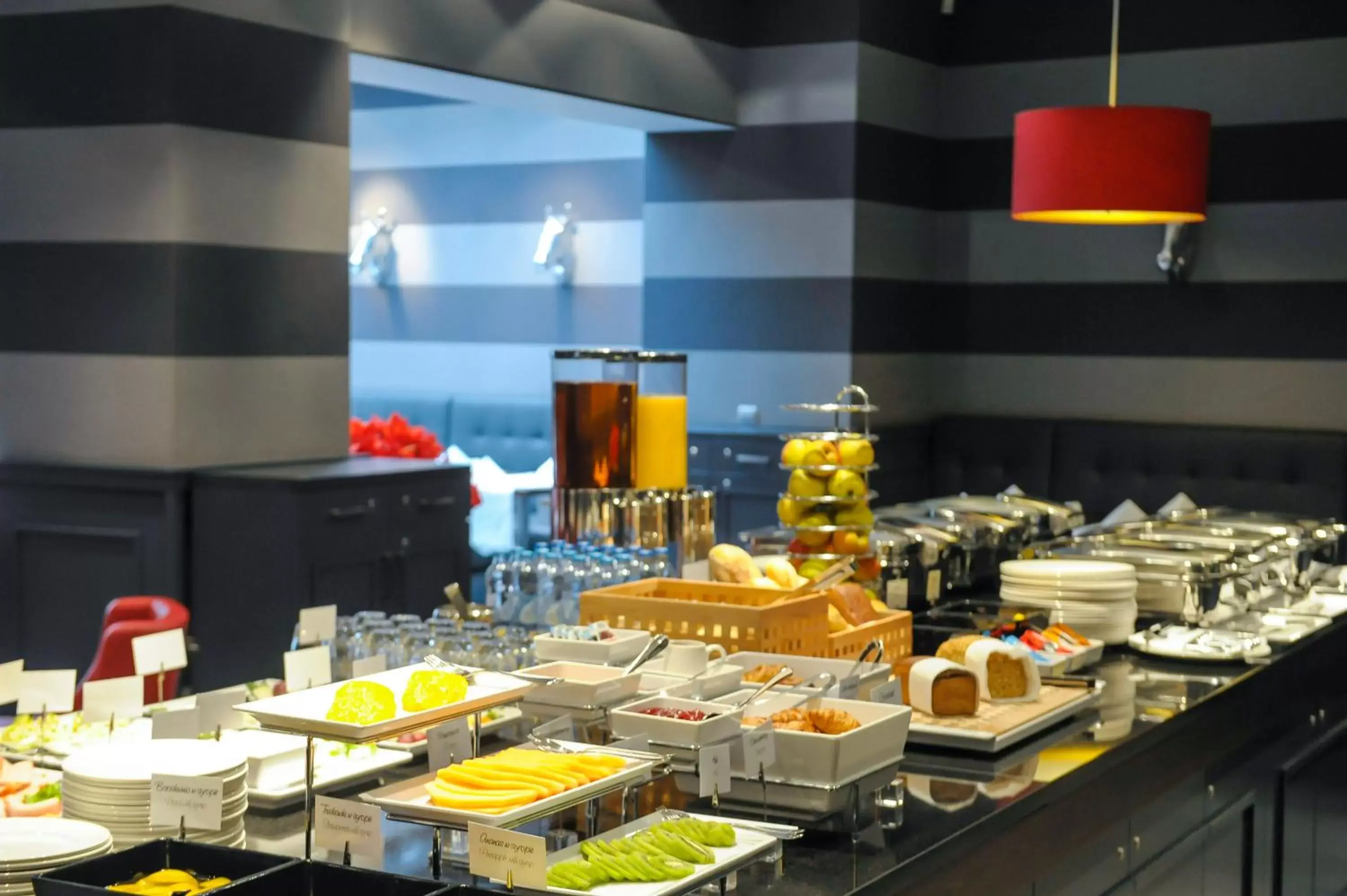 Restaurant/Places to Eat in Holiday Inn Bydgoszcz, an IHG Hotel
