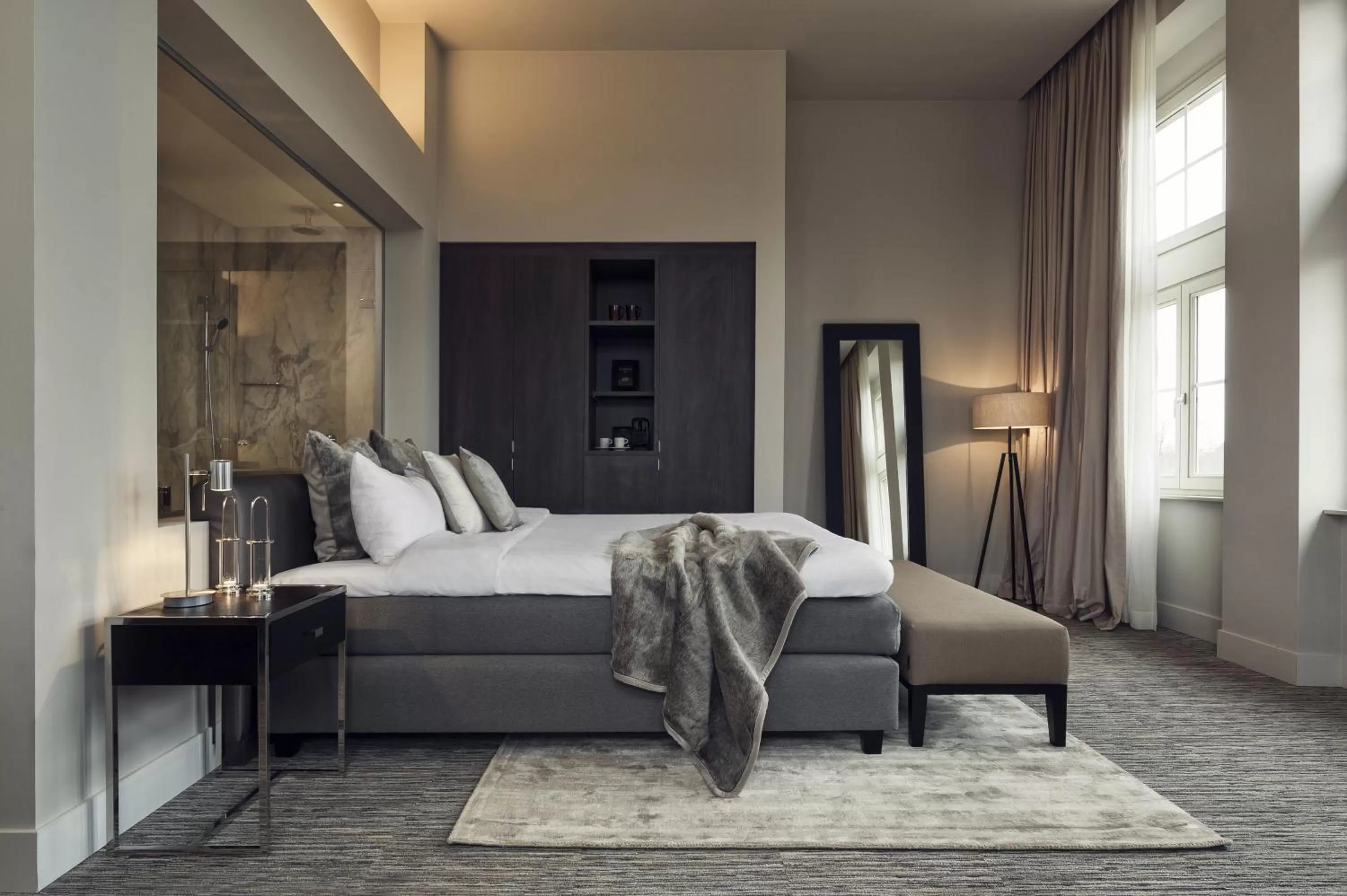 Suite in Terhills Hotel