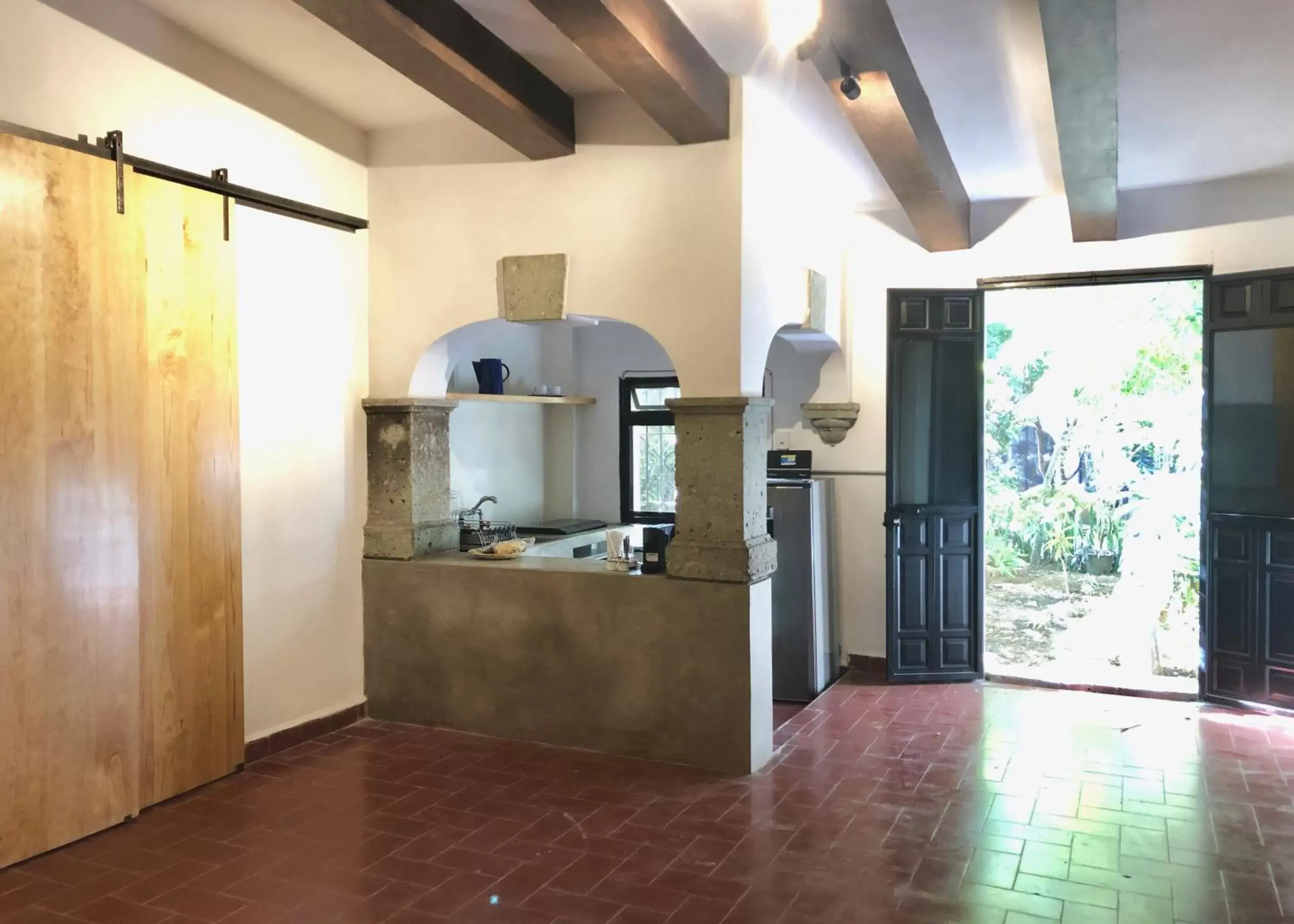 Kitchen or kitchenette, Kitchen/Kitchenette in Agrado Guest House