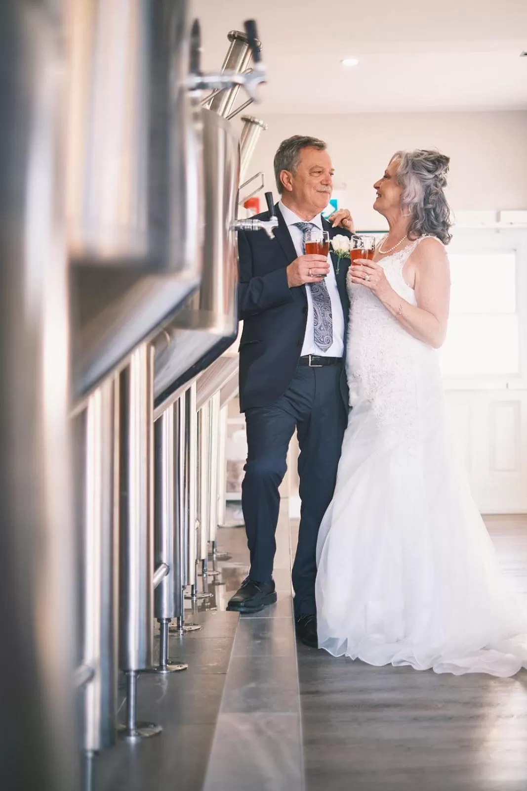 Lounge or bar in Bumblebee Bight Inn