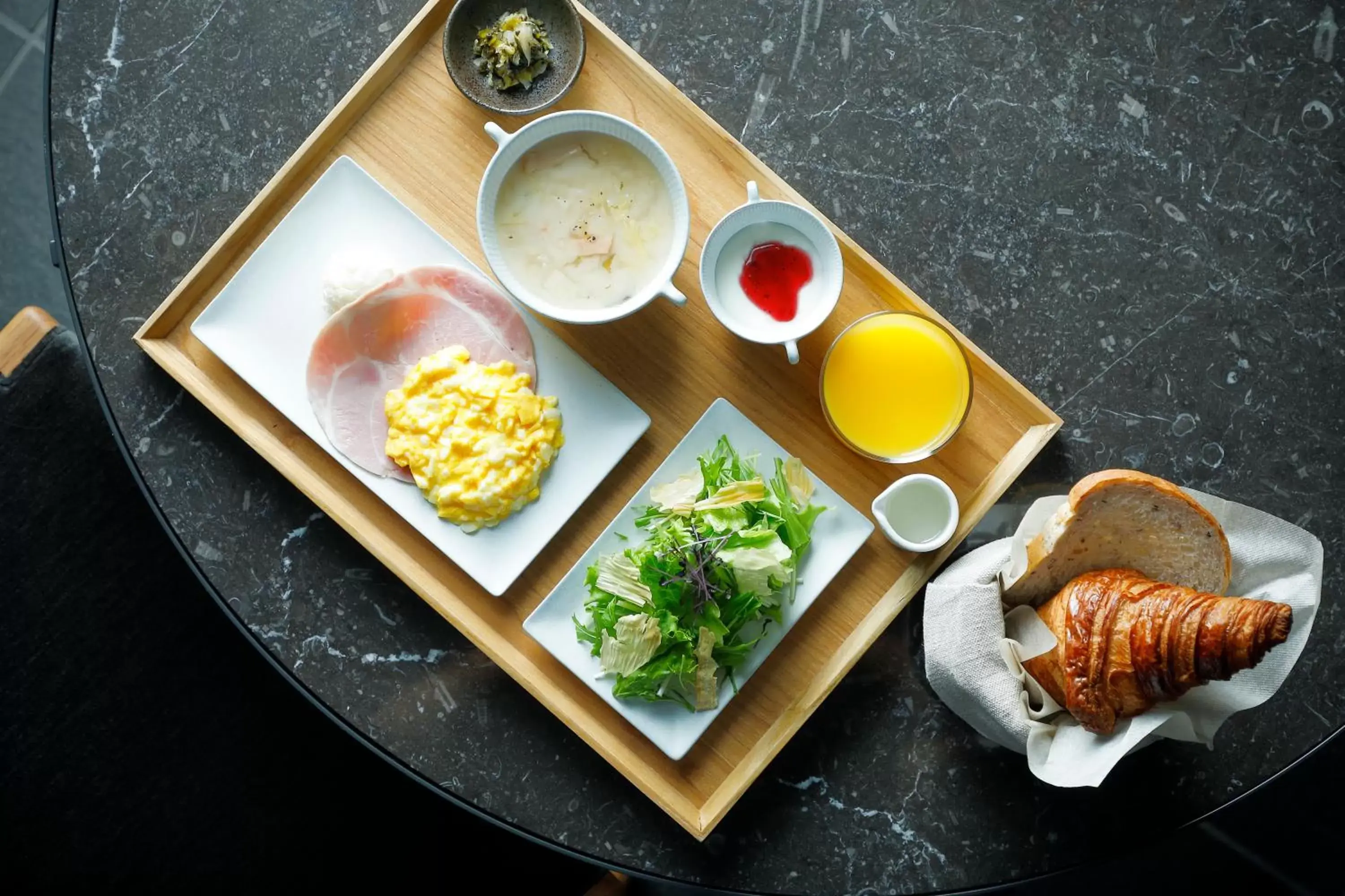 Restaurant/places to eat, Breakfast in hotel tou nishinotoin kyoto