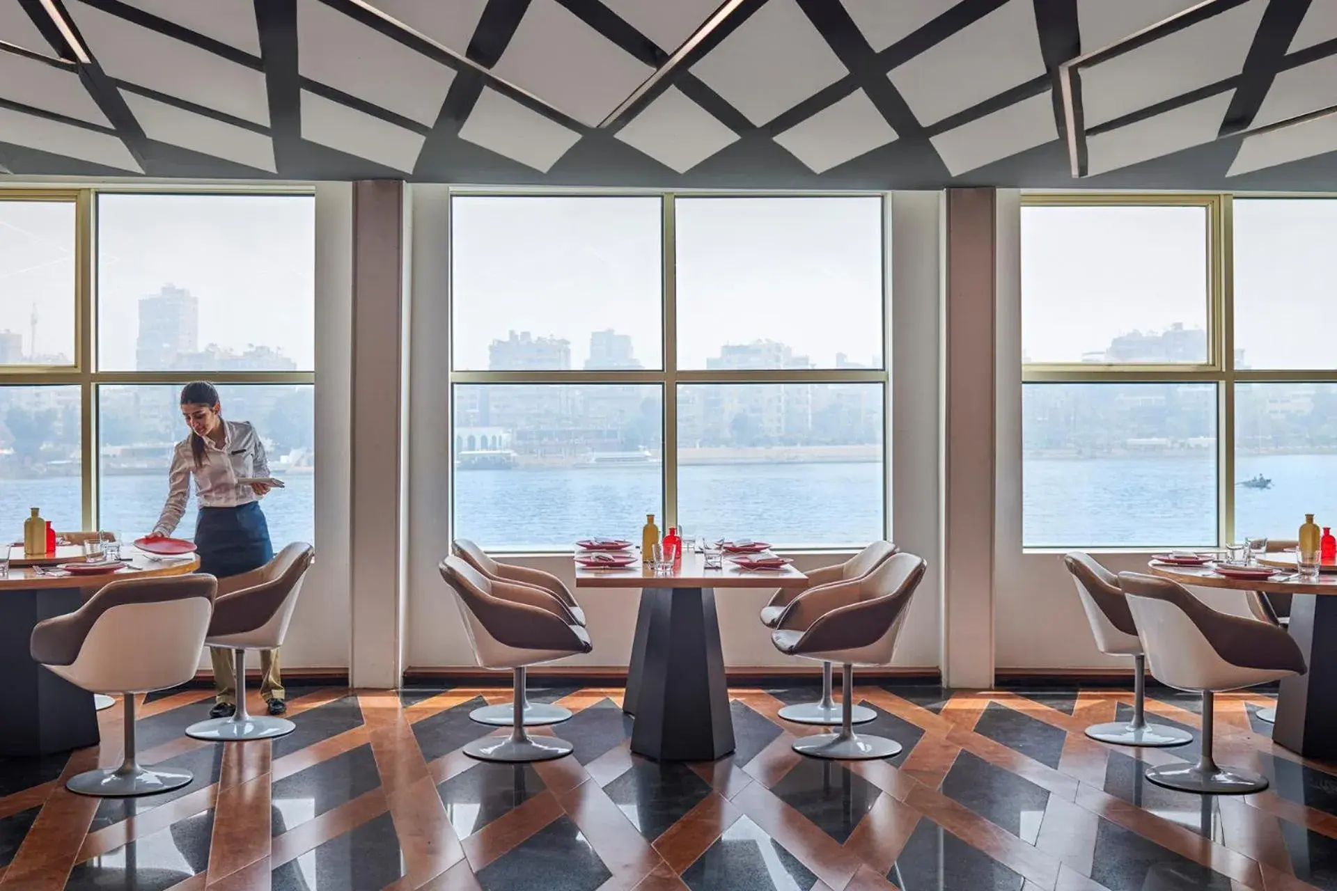 Restaurant/places to eat in Four Seasons Cairo At The First Residence Restaurant/places to eat in Four Seasons Cairo At The First Residence