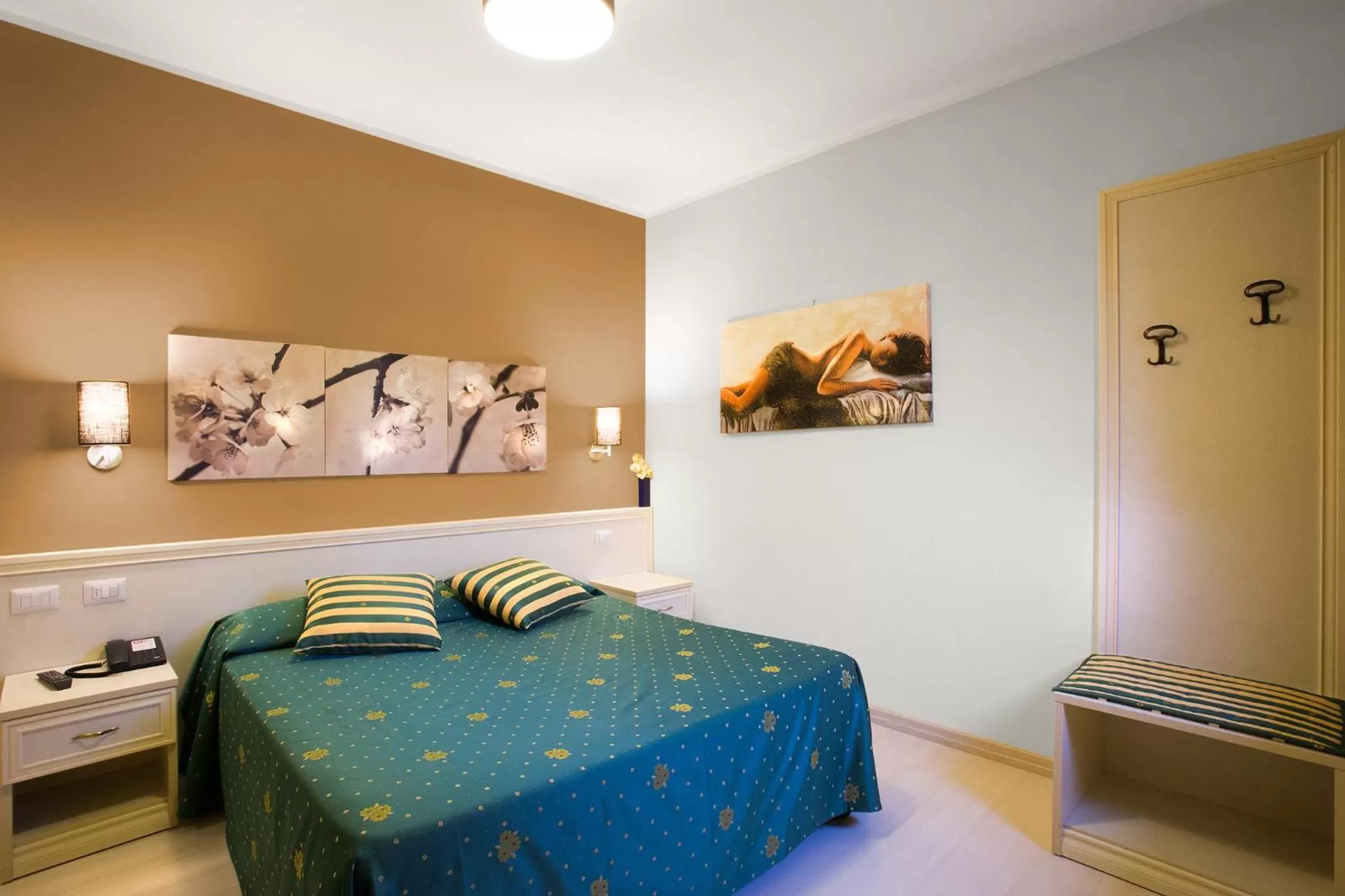 Bed in Hotel La Campagnola