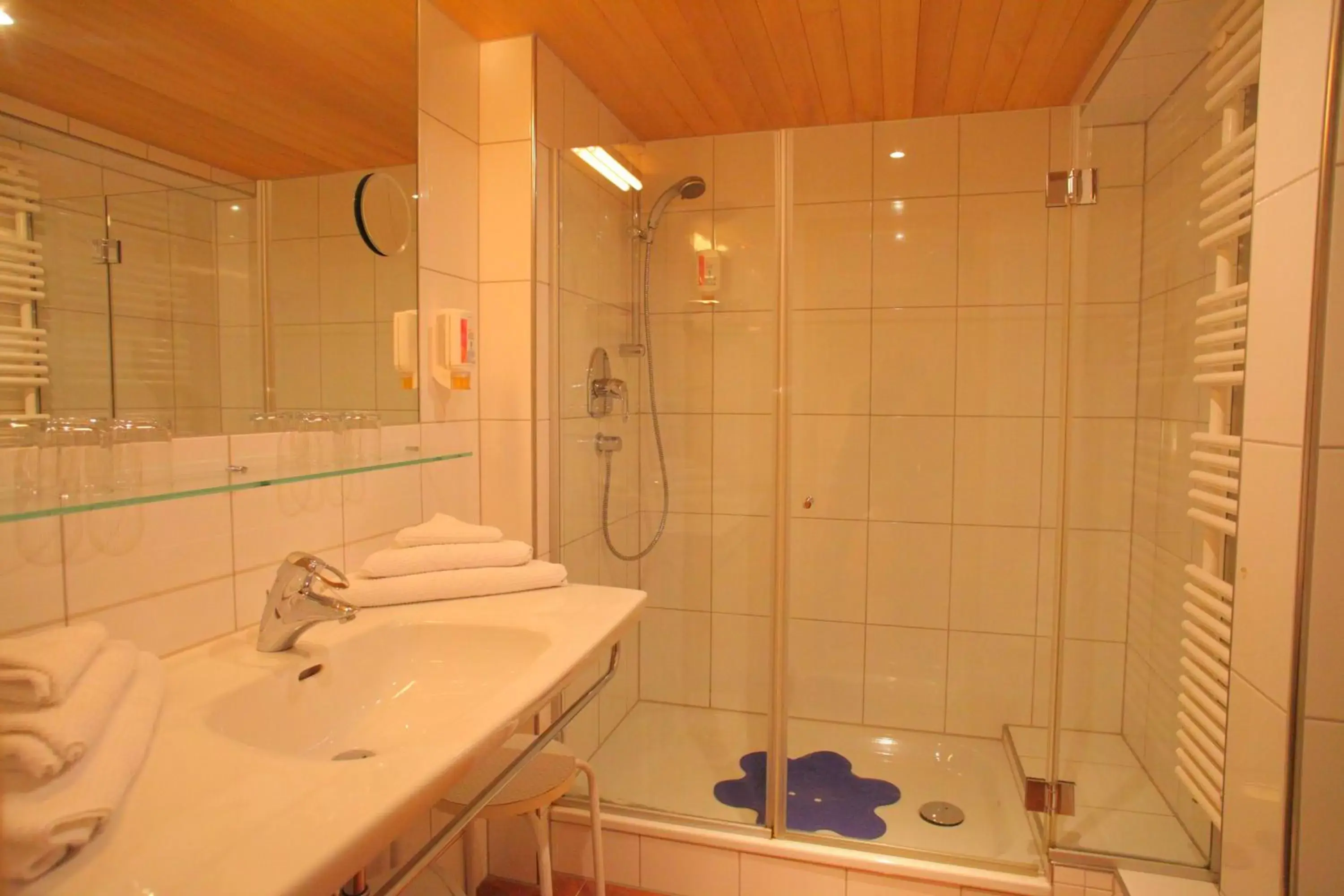 Bathroom in Sonne Bezau - Familotel Bregenzerwald