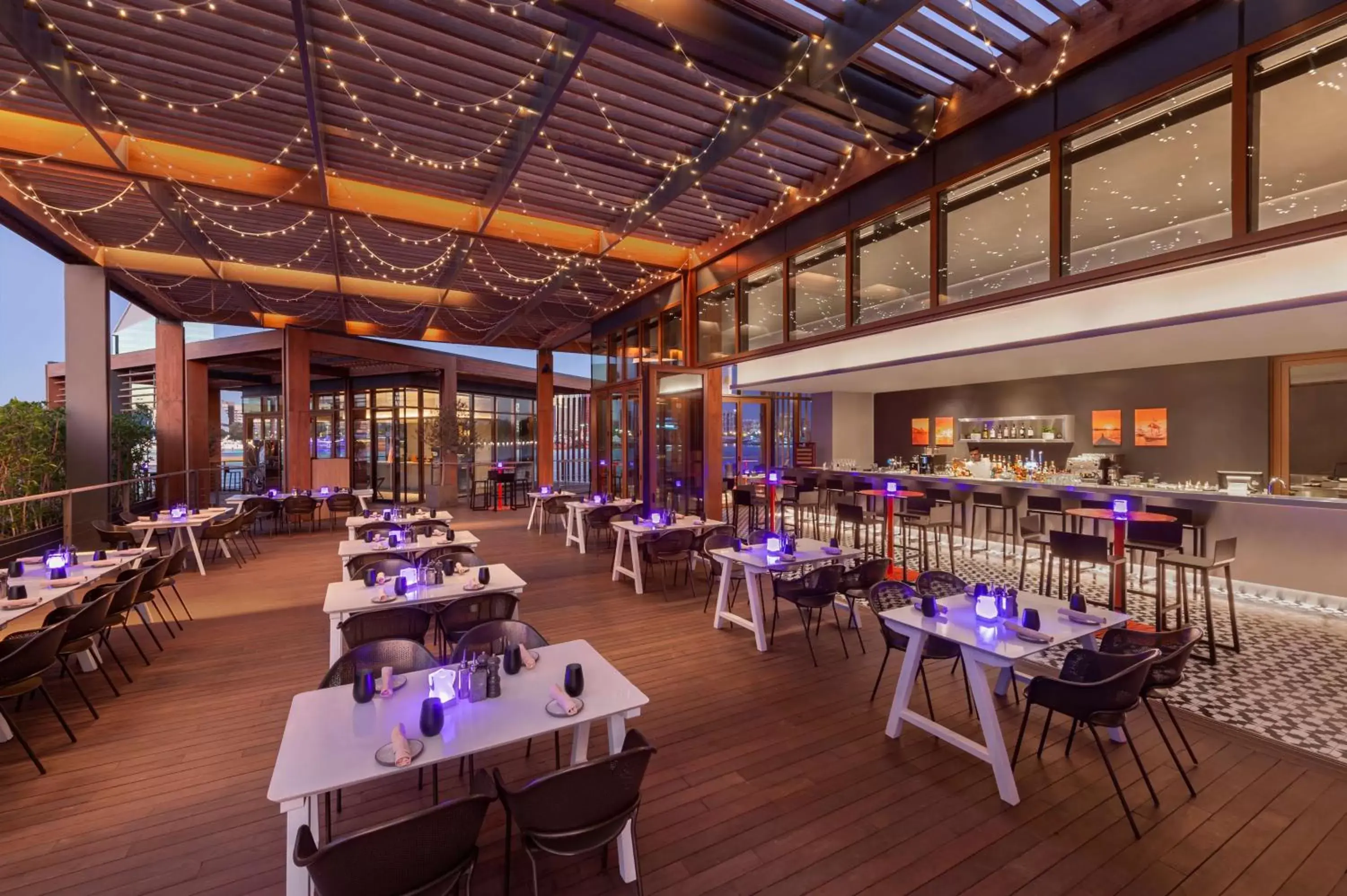 Restaurant/Places to Eat in Canopy by Hilton Dubai Al Seef