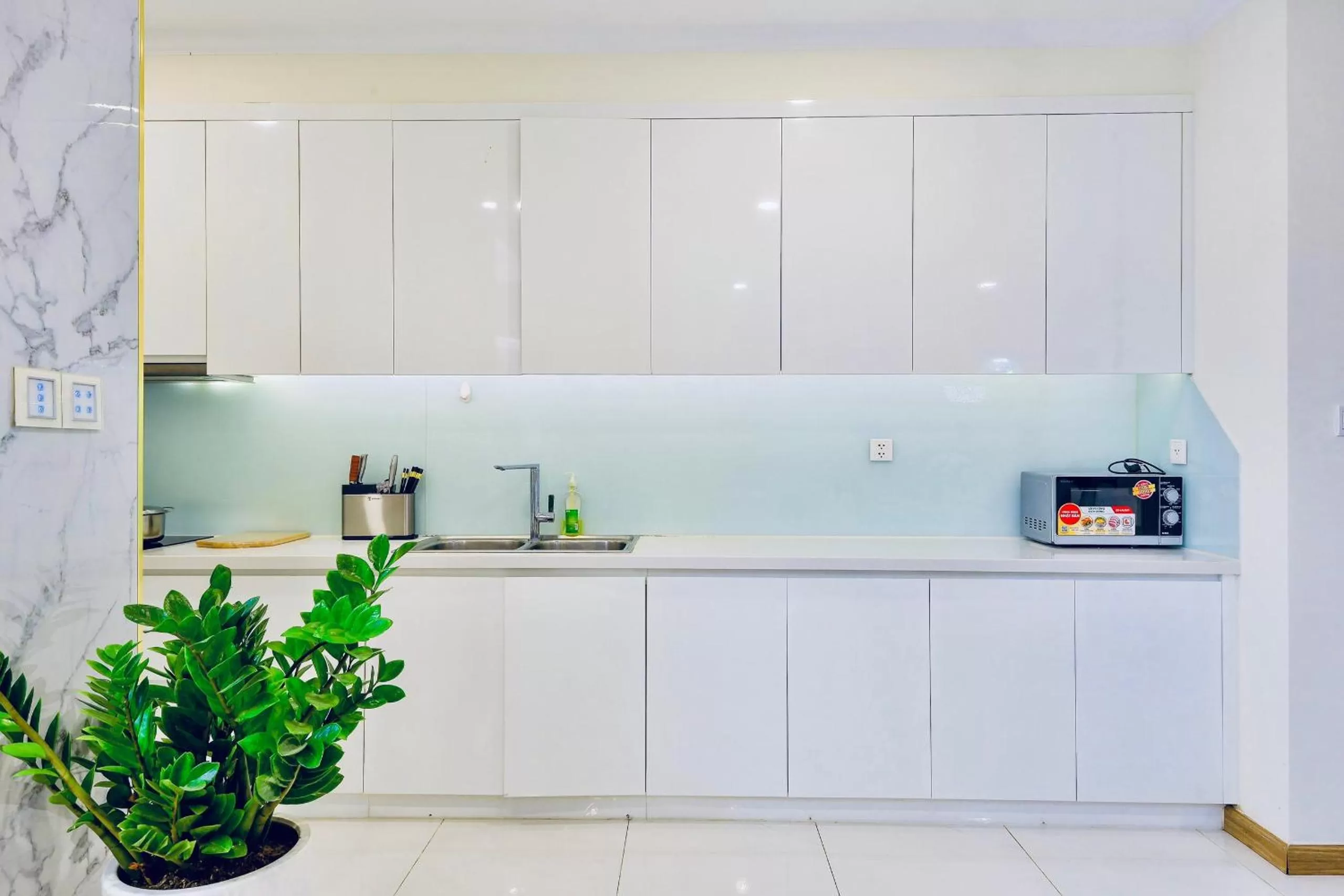Kitchen or kitchenette, Kitchen/Kitchenette in Vinhomes Central Park-Nice Homes