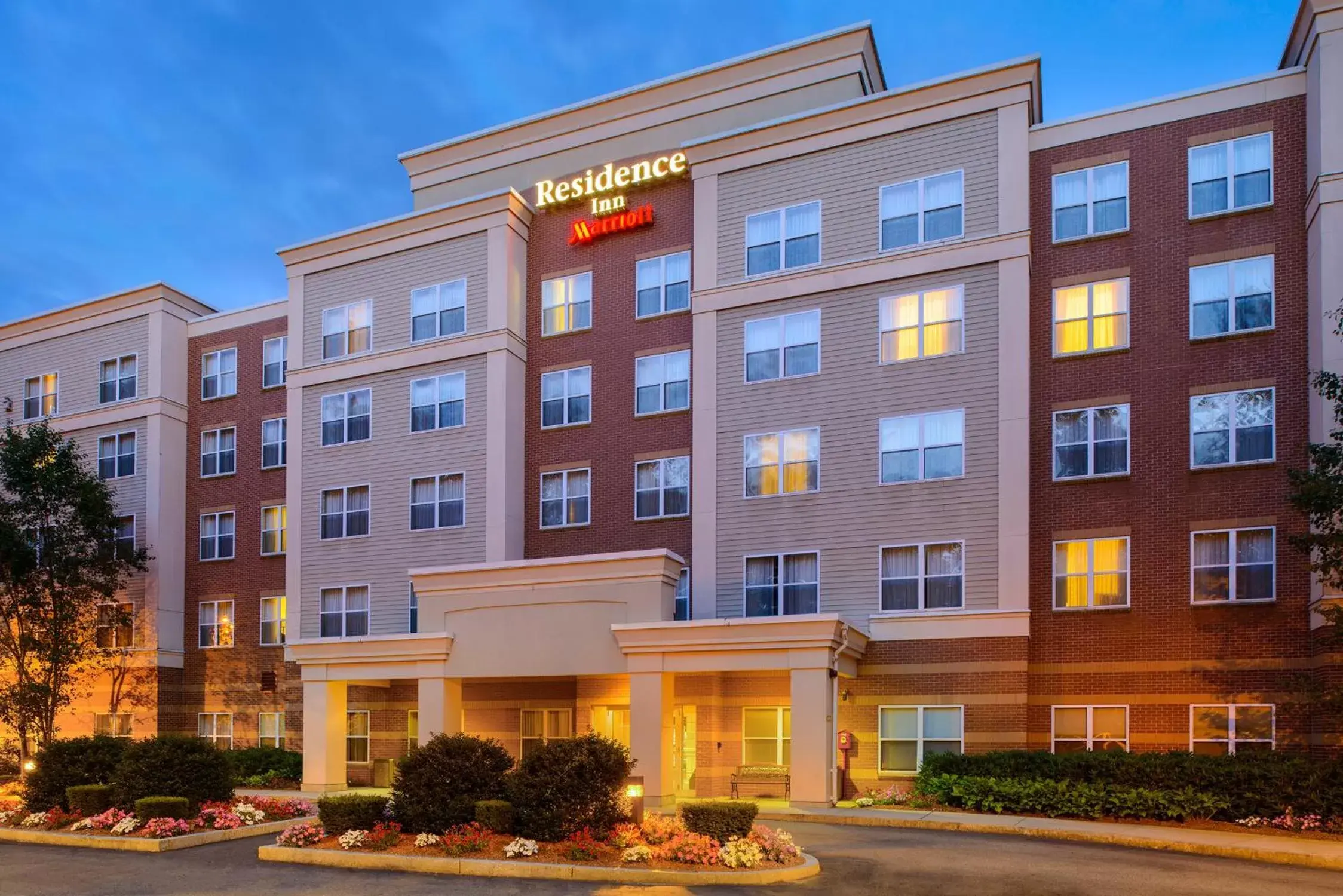 Property Building in Residence Inn Boston Framingham