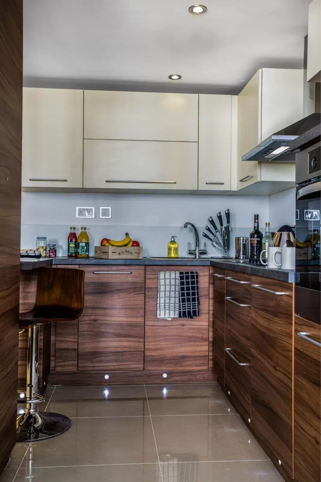 Kitchen or kitchenette, Kitchen/Kitchenette in Livin' Serviced Apartments
