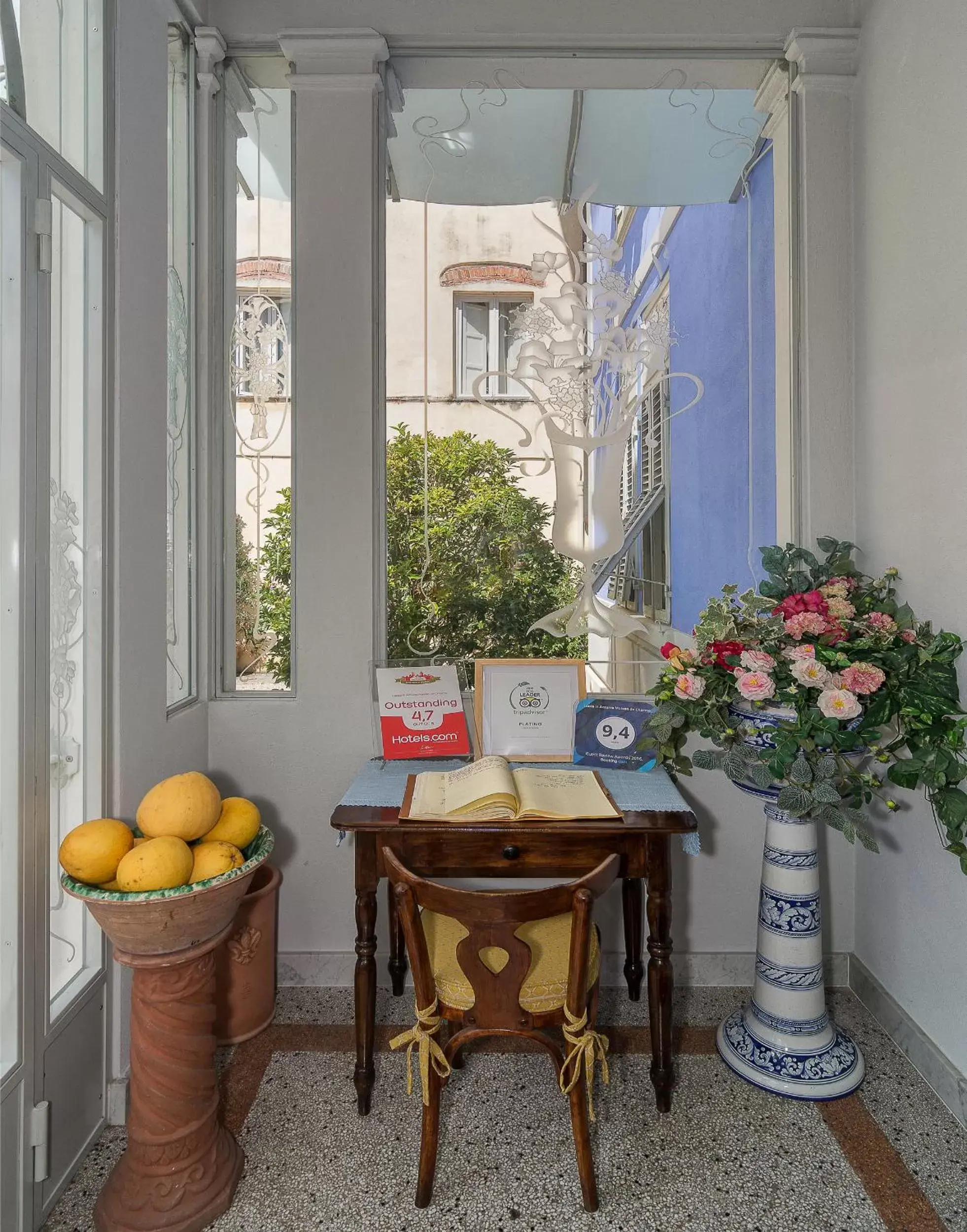 Patio in Lucca in Azzurro Maison de Charme