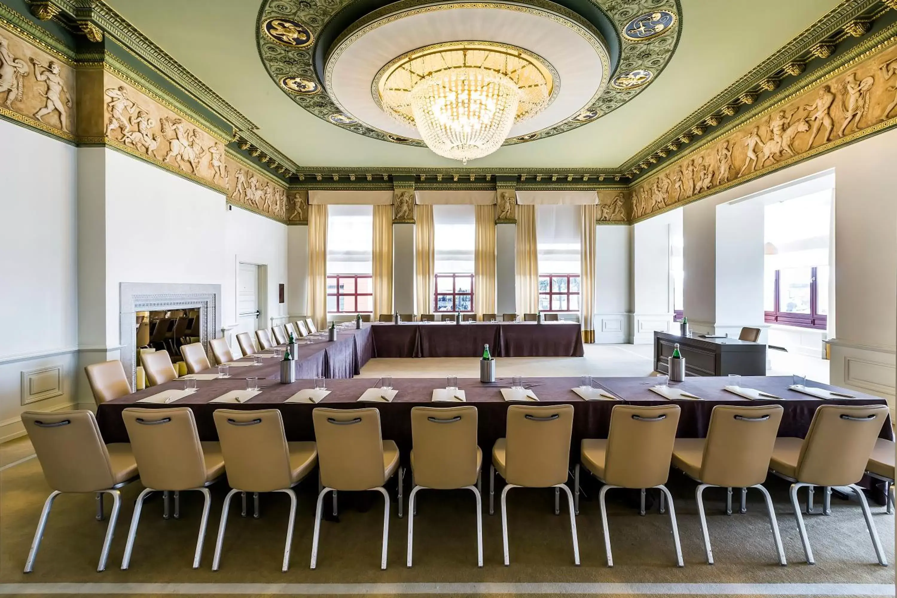 Meeting/conference room in Savoia Excelsior Palace Trieste - Starhotels Collezione