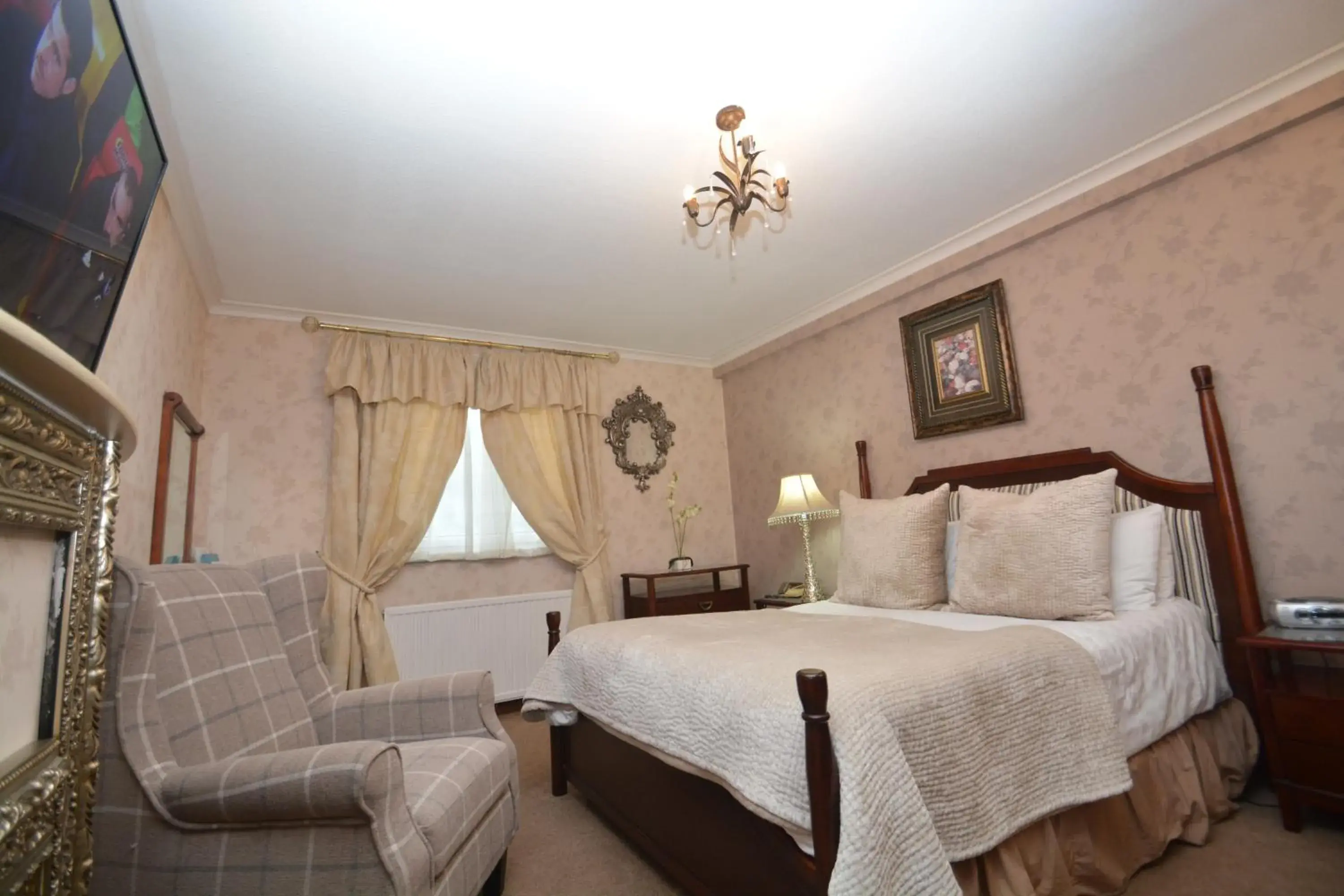 Bedroom, Bed in Durrant House Hotel