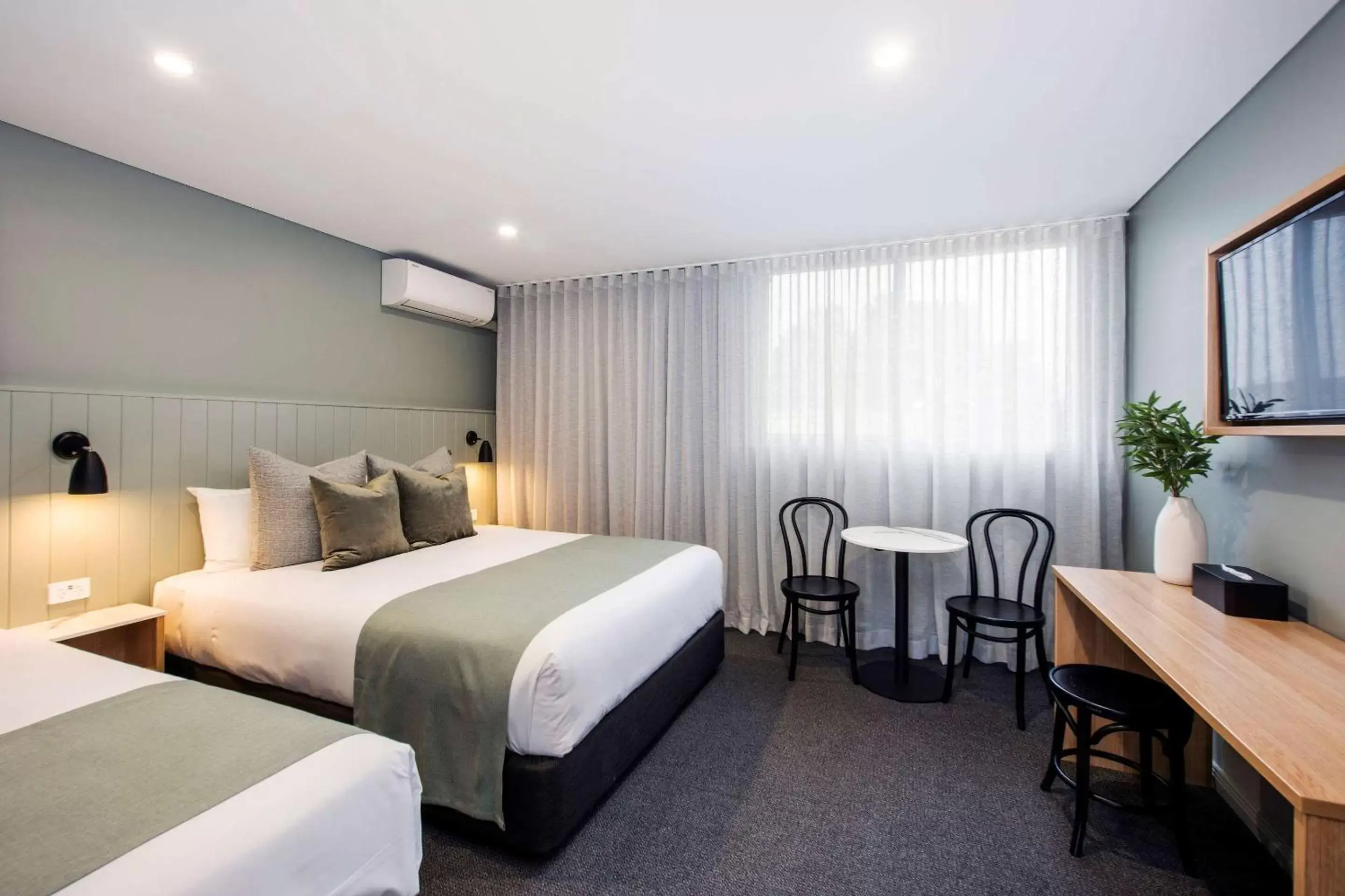 Photo of the whole room in Aden Hotel Mudgee