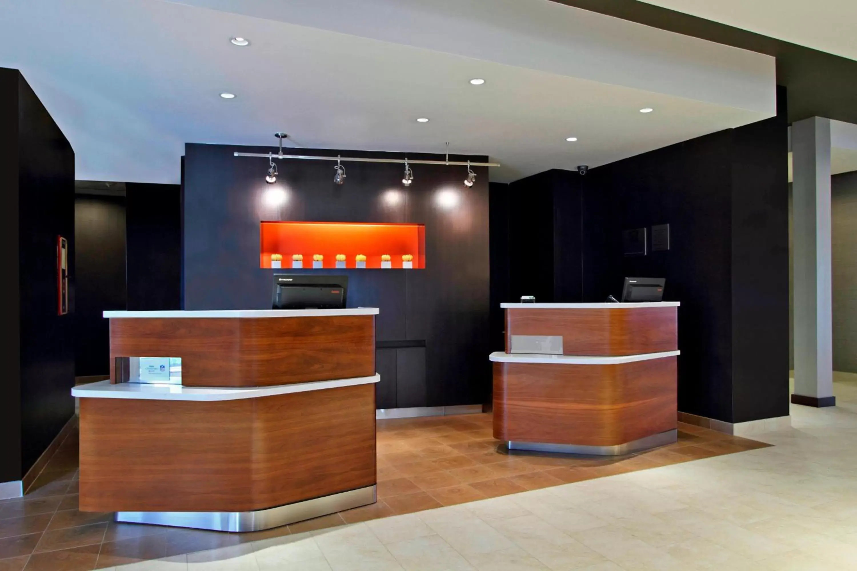 Lobby or reception, Lobby/Reception in Courtyard by Marriott Victoria