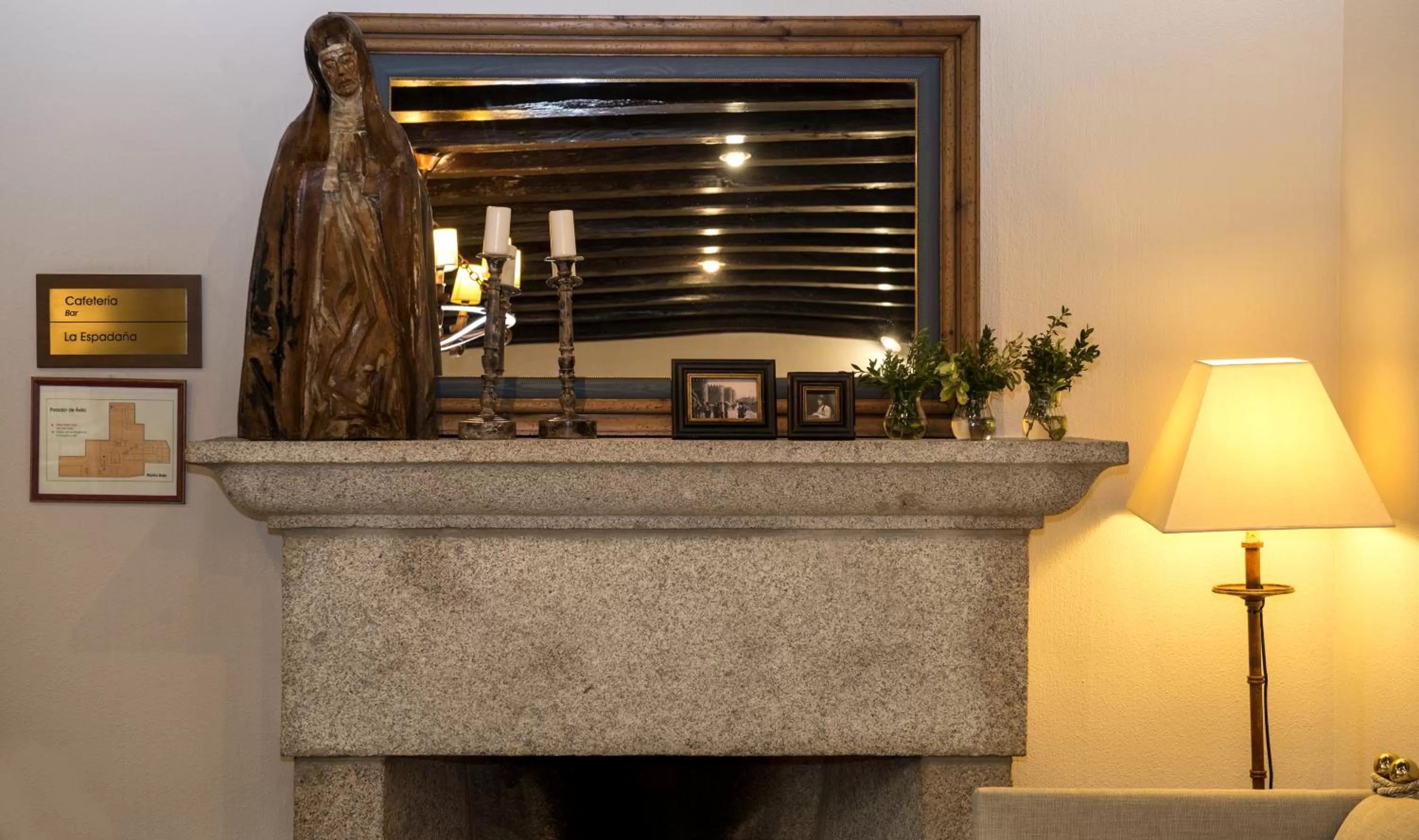 Lounge or bar in Parador de Ávila