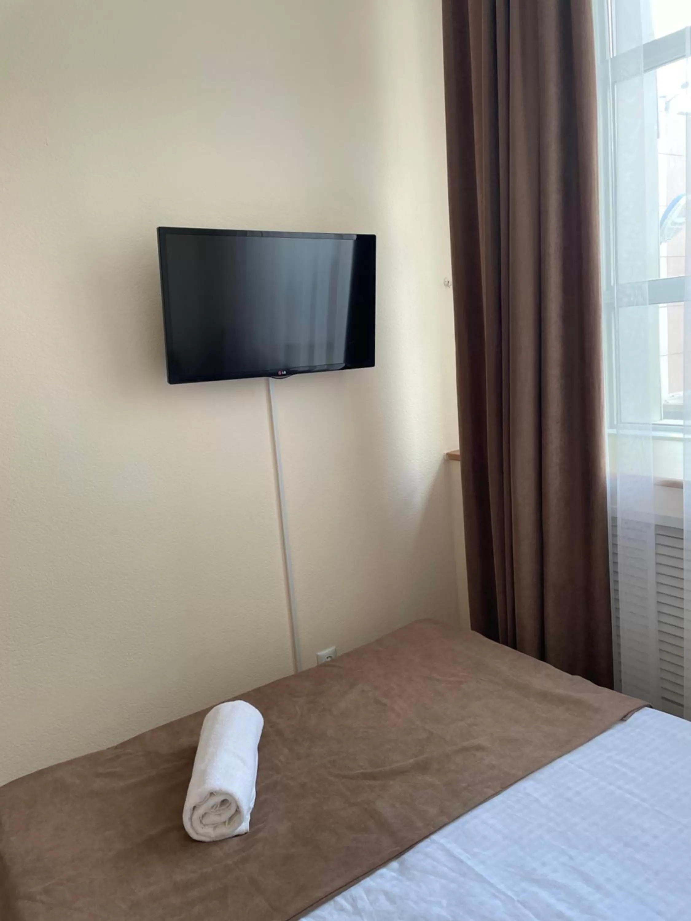 TV and multimedia, Bed in Belon Land