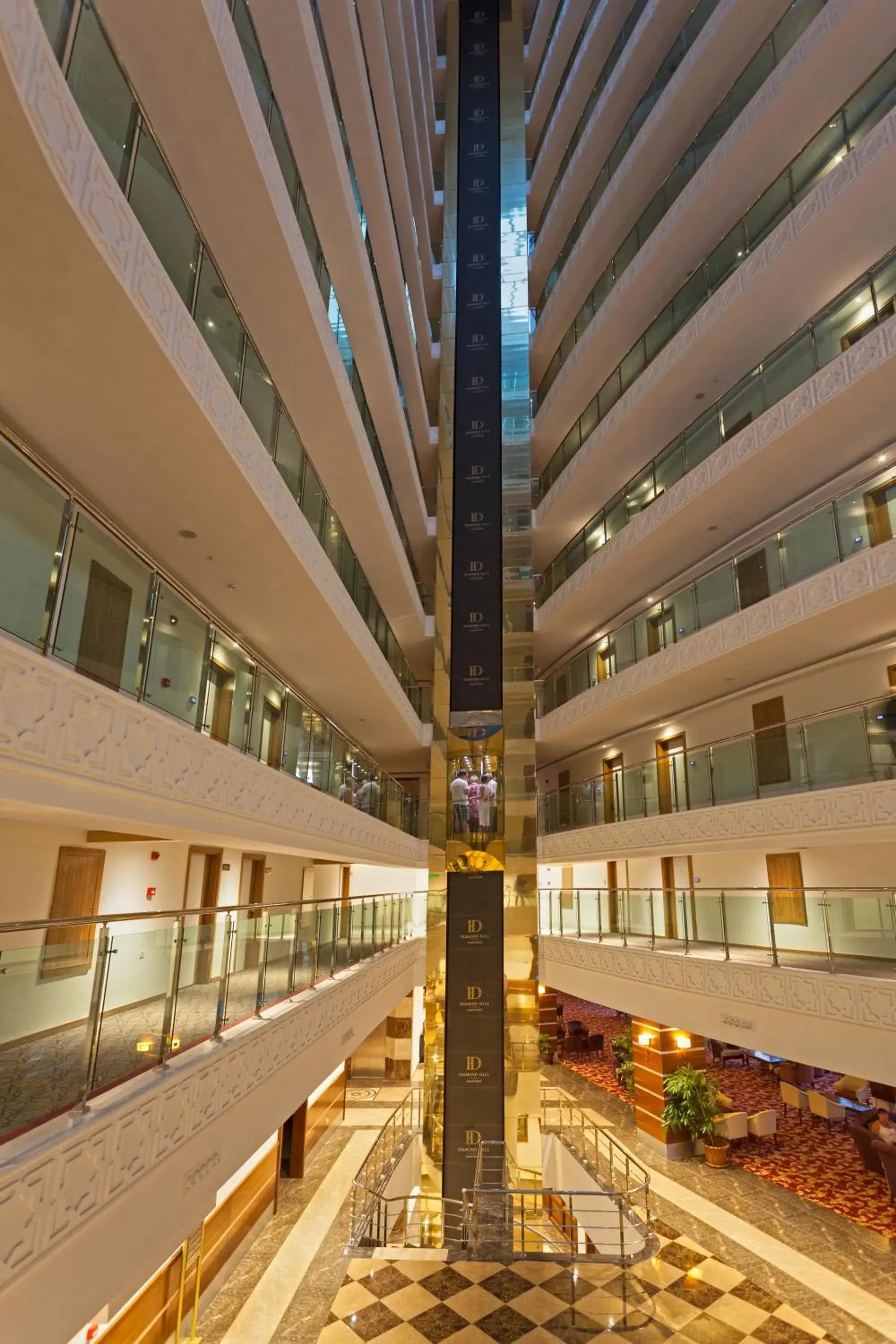 Lobby or reception, Balcony/Terrace in Hotel Diamond Hill Resort