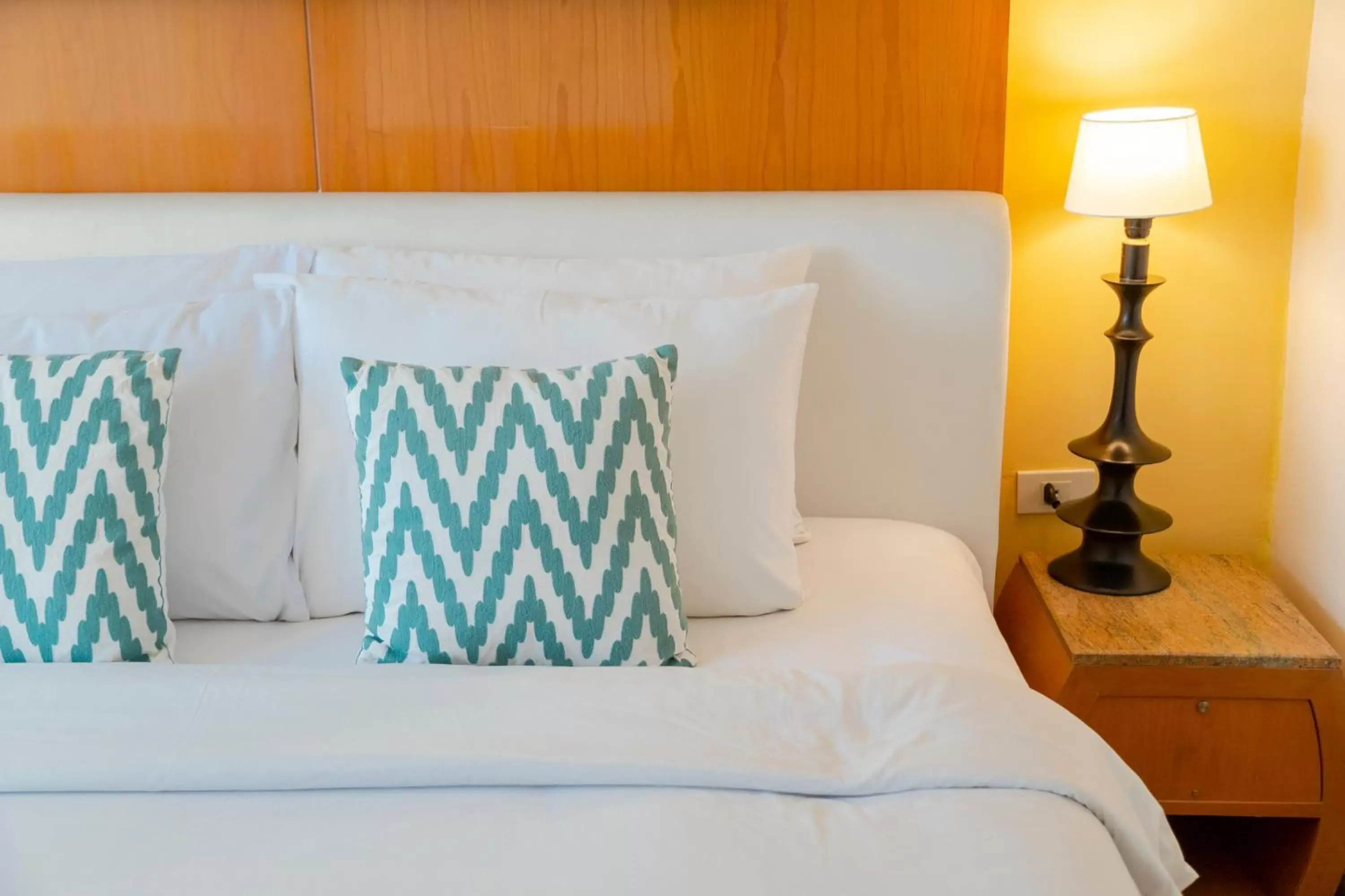 Bed in Pinnacle Lumpinee Park Hotel Bed in Pinnacle Lumpinee Park Hotel