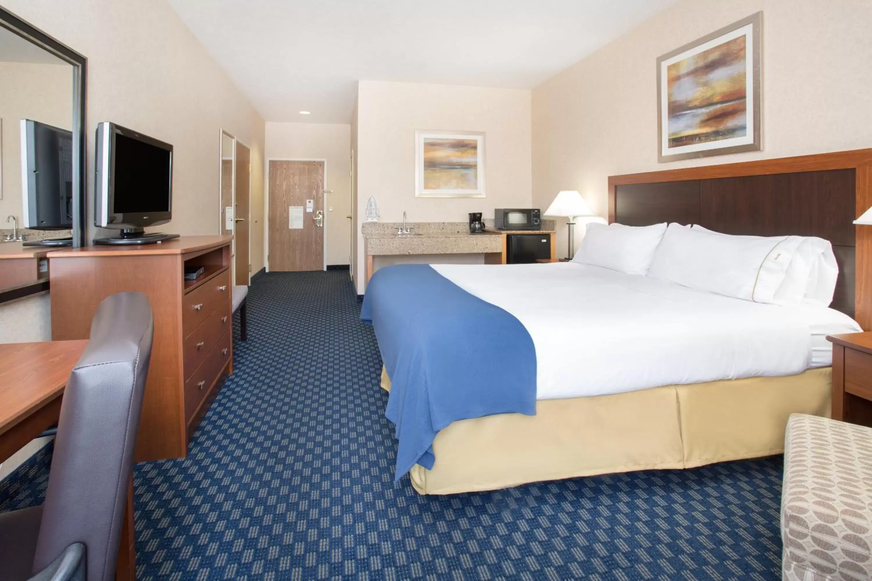 Photo of the whole room, Bed in Holiday Inn Express & Suites Abilene, an IHG Hotel