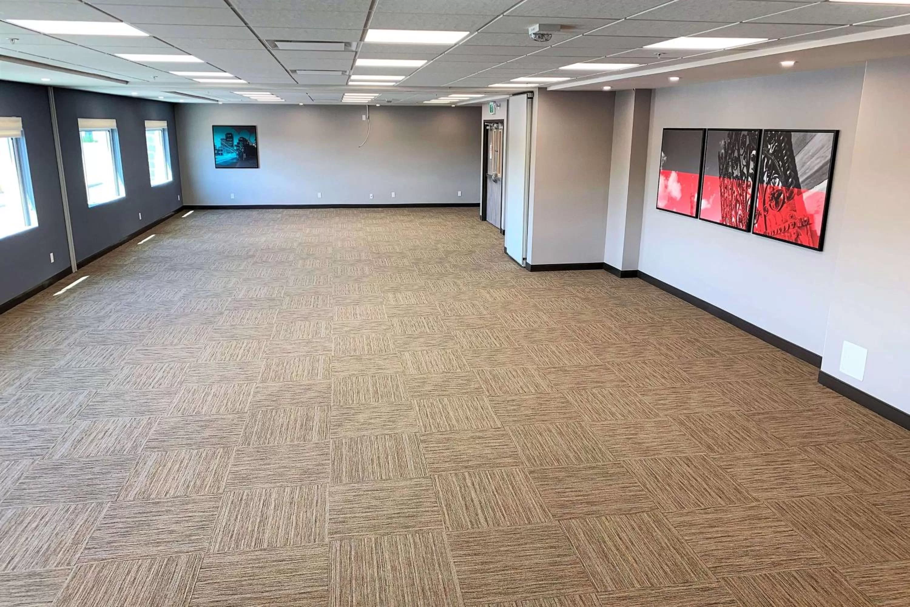 On site in Wingate by Wyndham Kanata West Ottawa