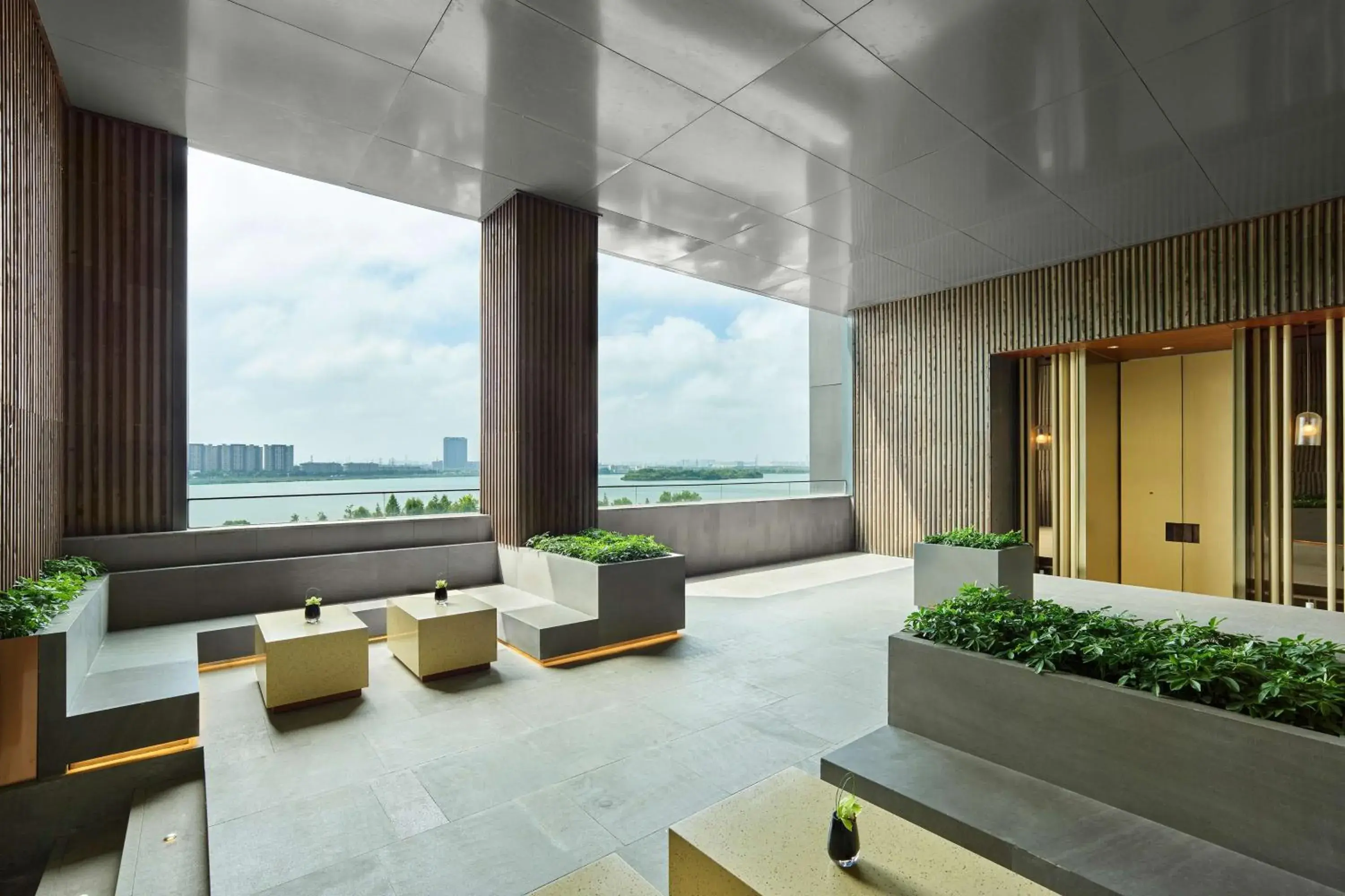 Lobby or reception, Mountain View in Hilton Suzhou Yinshan Lake