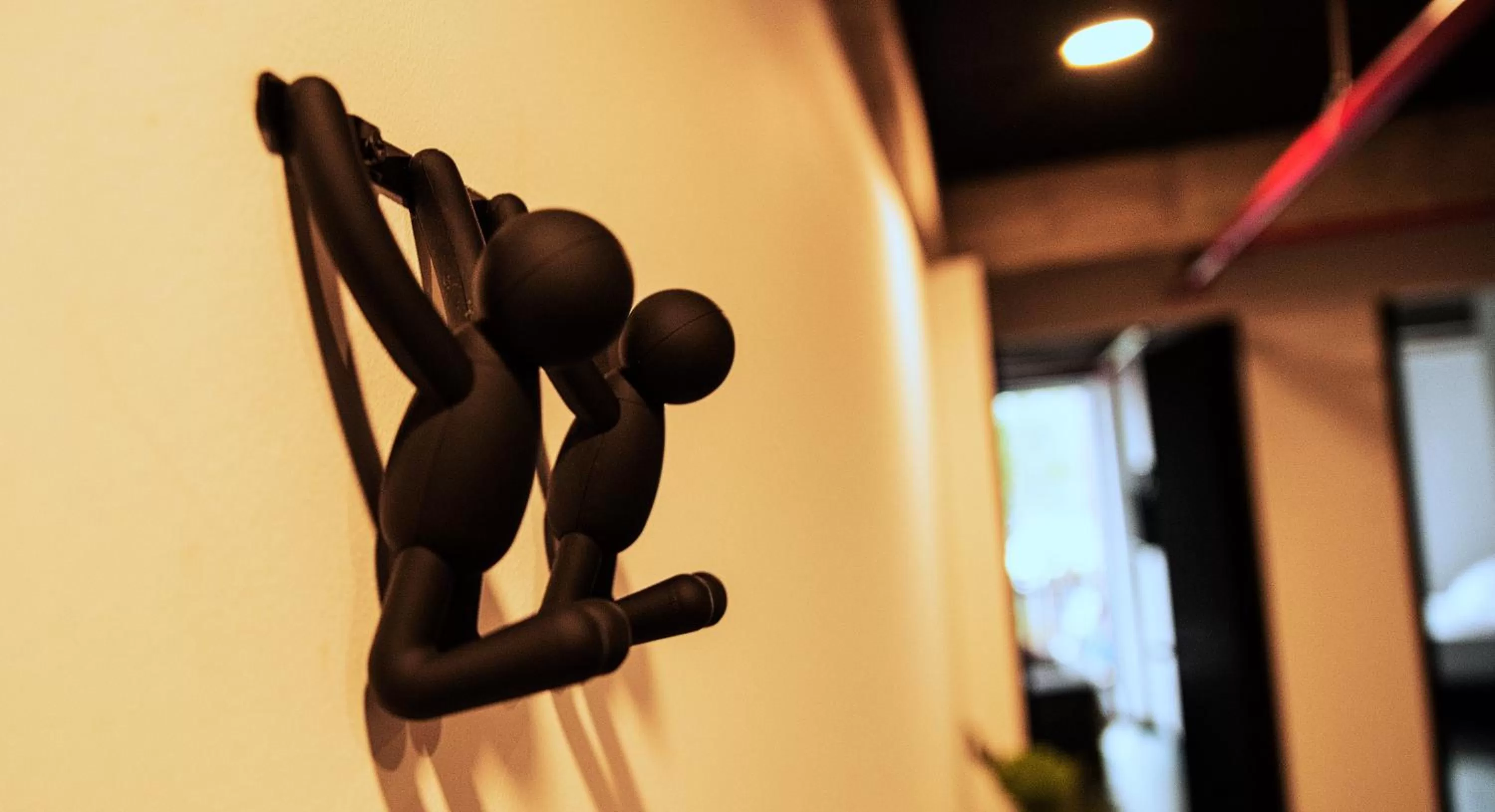 Decorative detail in The Coffee Club Apartahotel