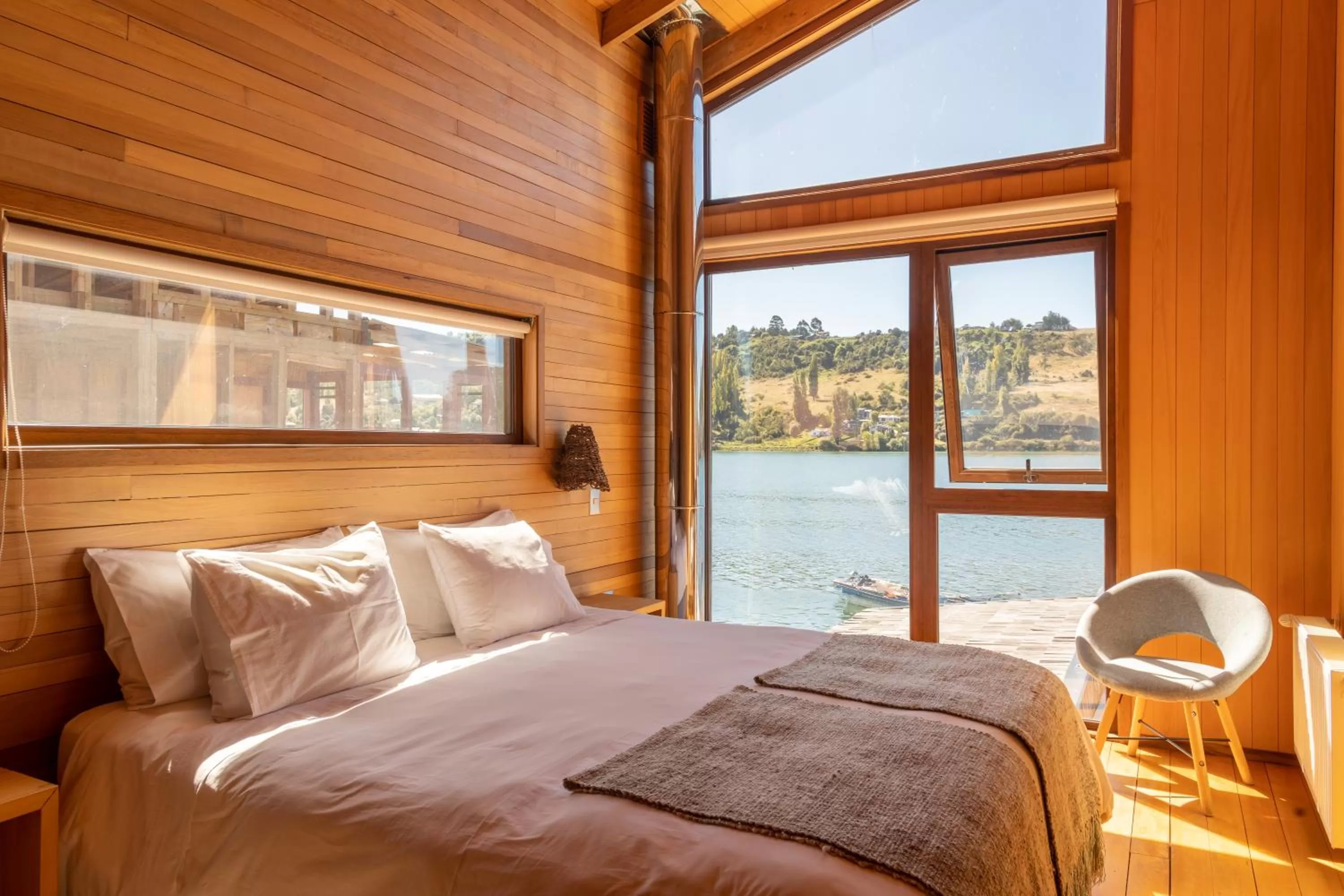 Photo of the whole room, Bed in Sizigia