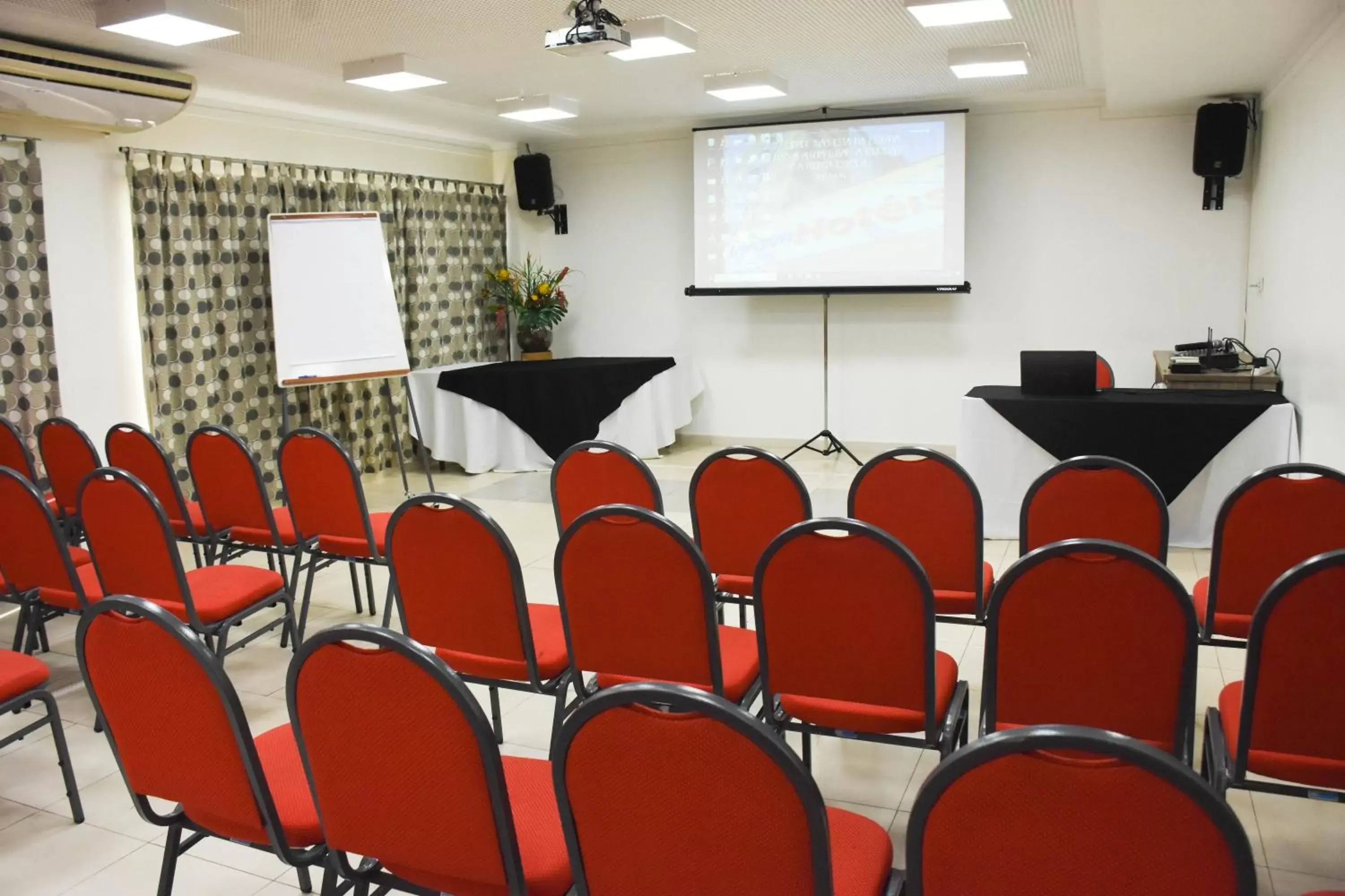 Business facilities in Larison Hotéis - Porto Velho