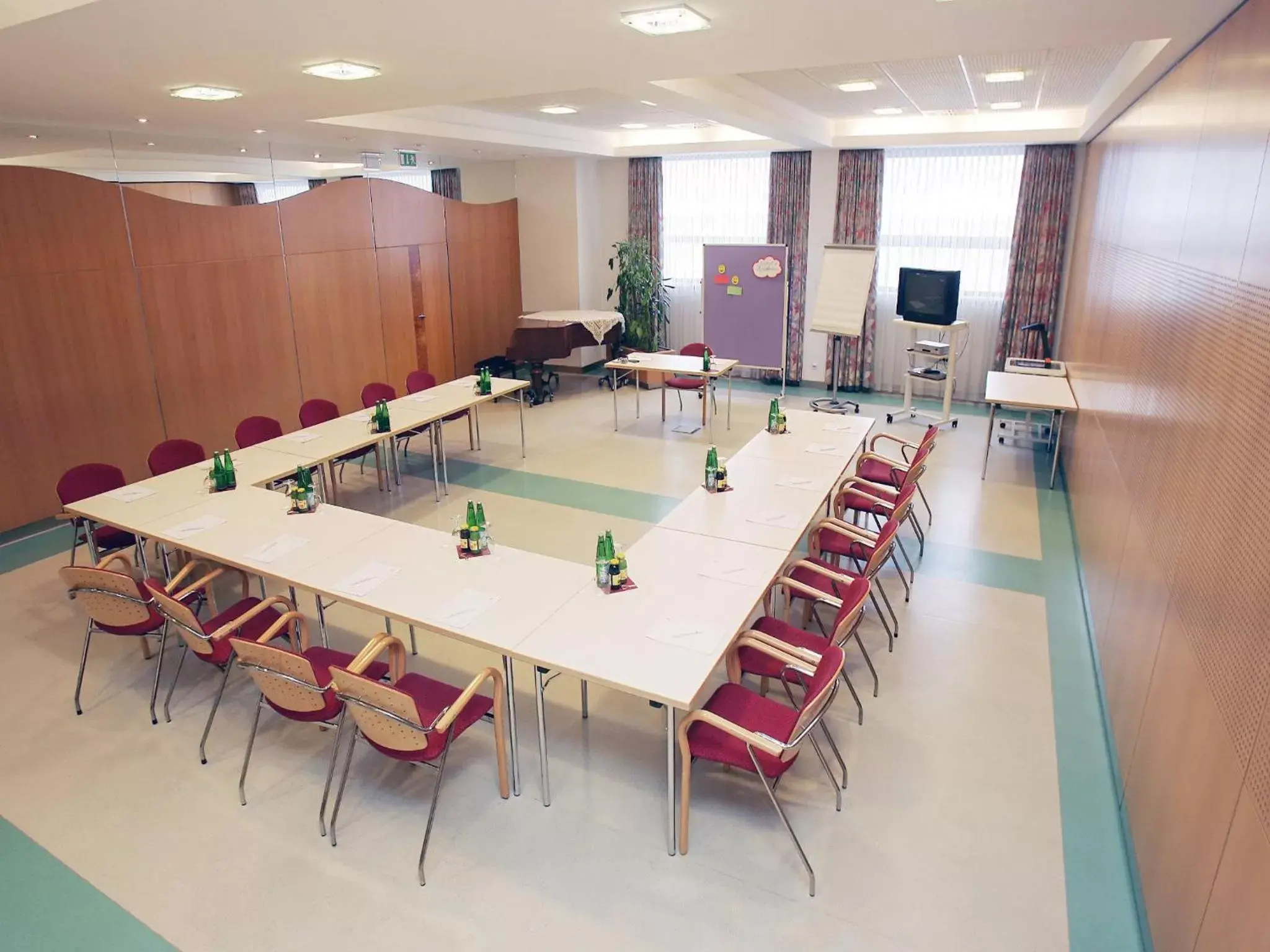 Business facilities in Stadtoase Kolping Hotel