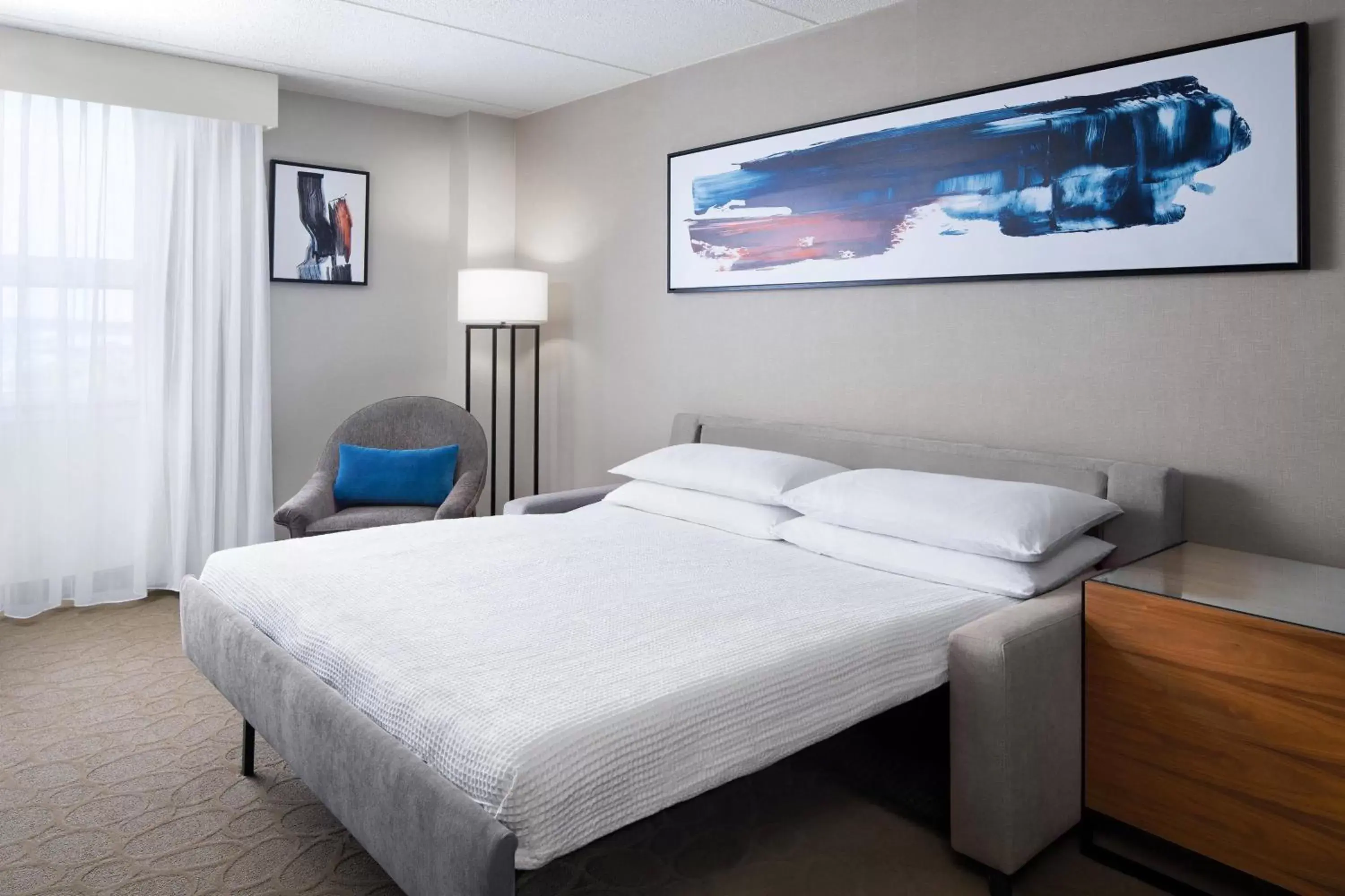 Bedroom, Bed in Delta Hotels by Marriott Green Bay