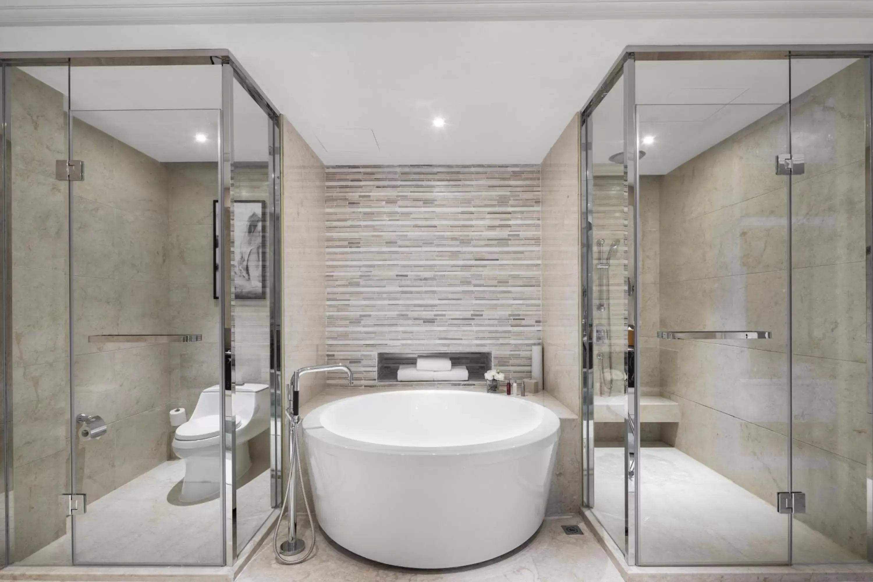 Junior King Suite with Lounge Access in Zhejiang Taizhou Marriott Hotel Junior King Suite with Lounge Access in Zhejiang Taizhou Marriott Hotel