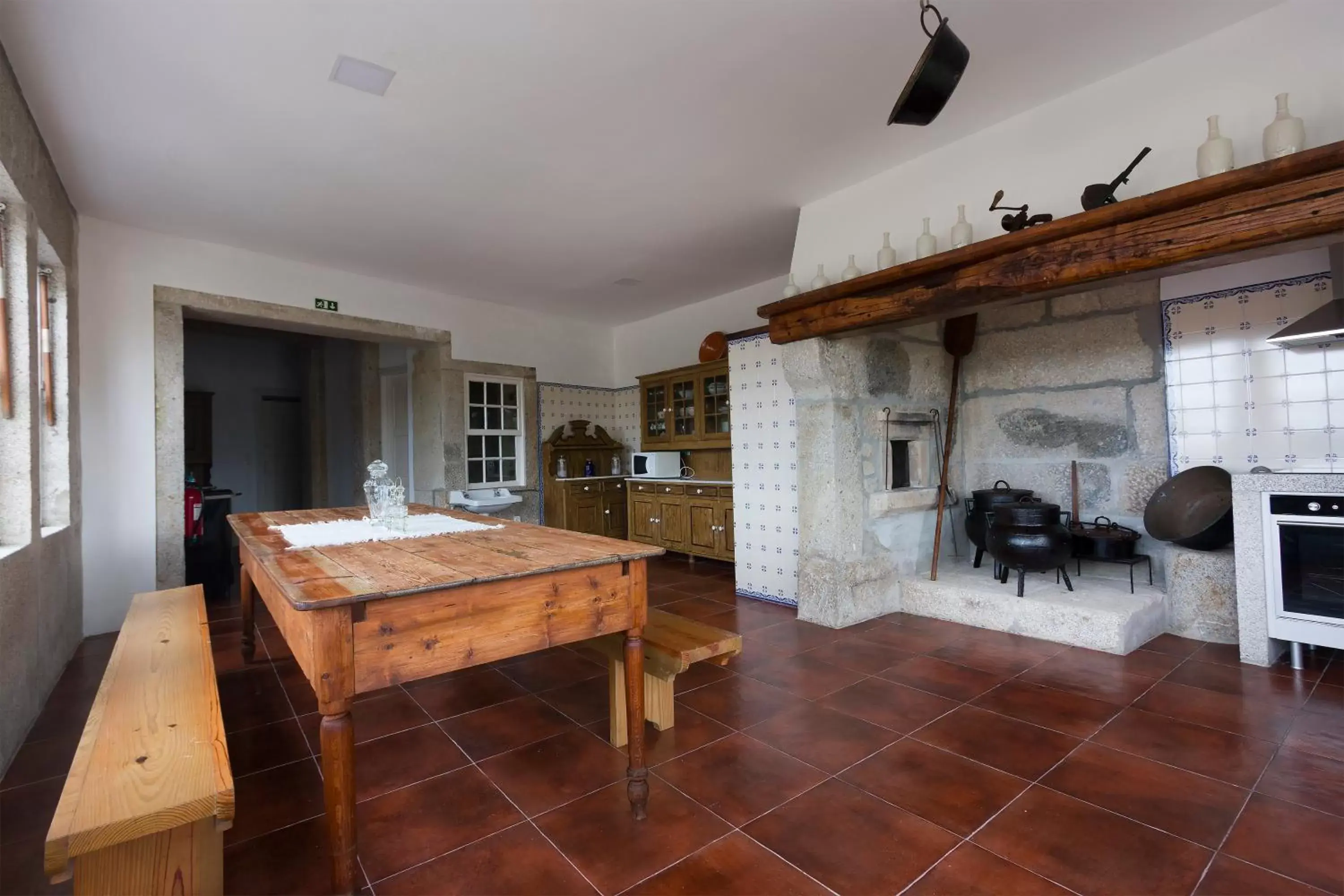 Kitchen or kitchenette, Dining Area in Quinta São Francisco Rural Resort - Regina Hotel Group